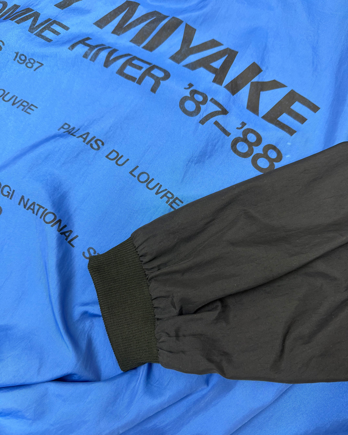 Issey Miyake FW1987 Circle Pattern Nylon Staff Crewneck Blue