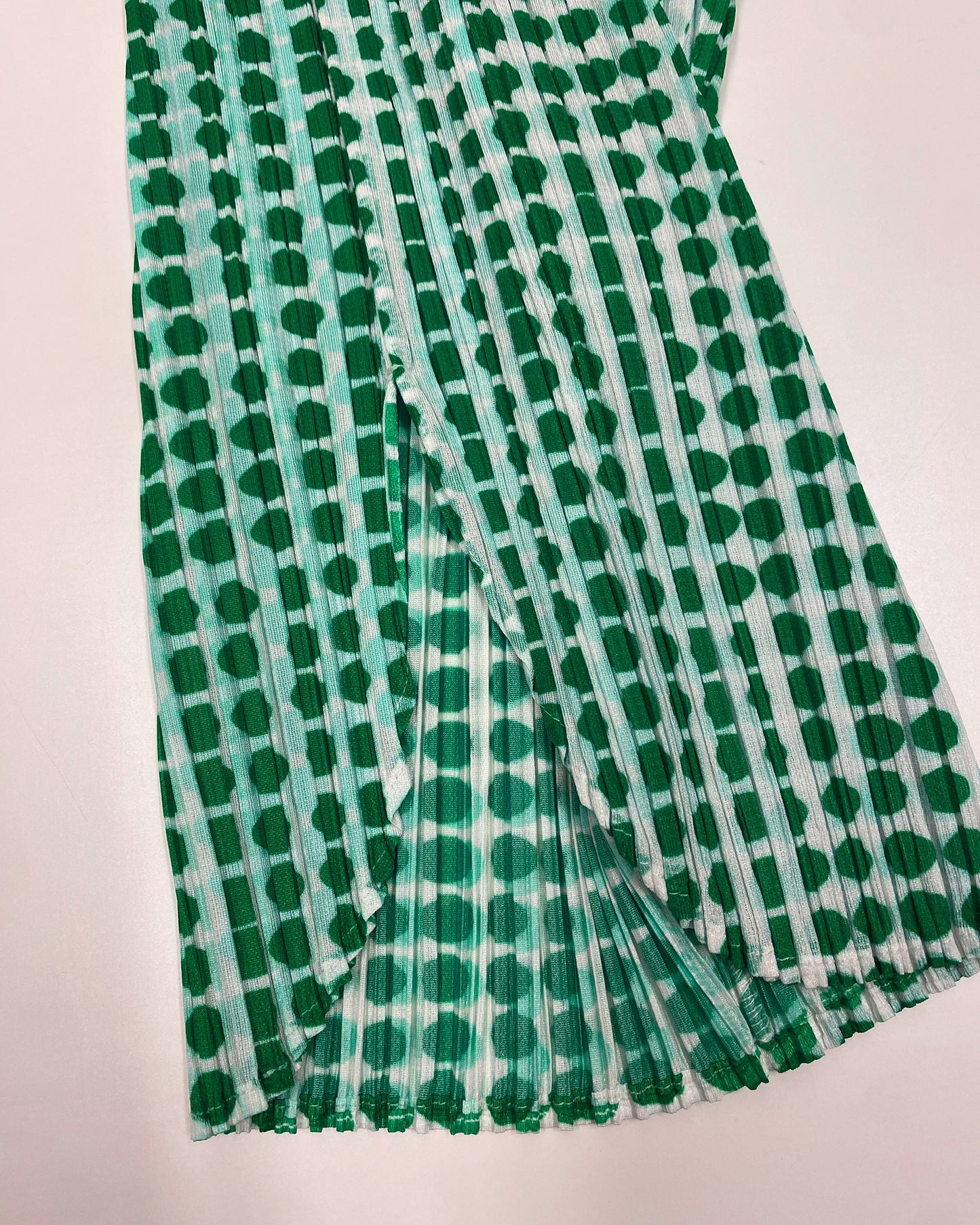 Issey Miyake 2010s Pleated Polka Dot Capri Pants Green