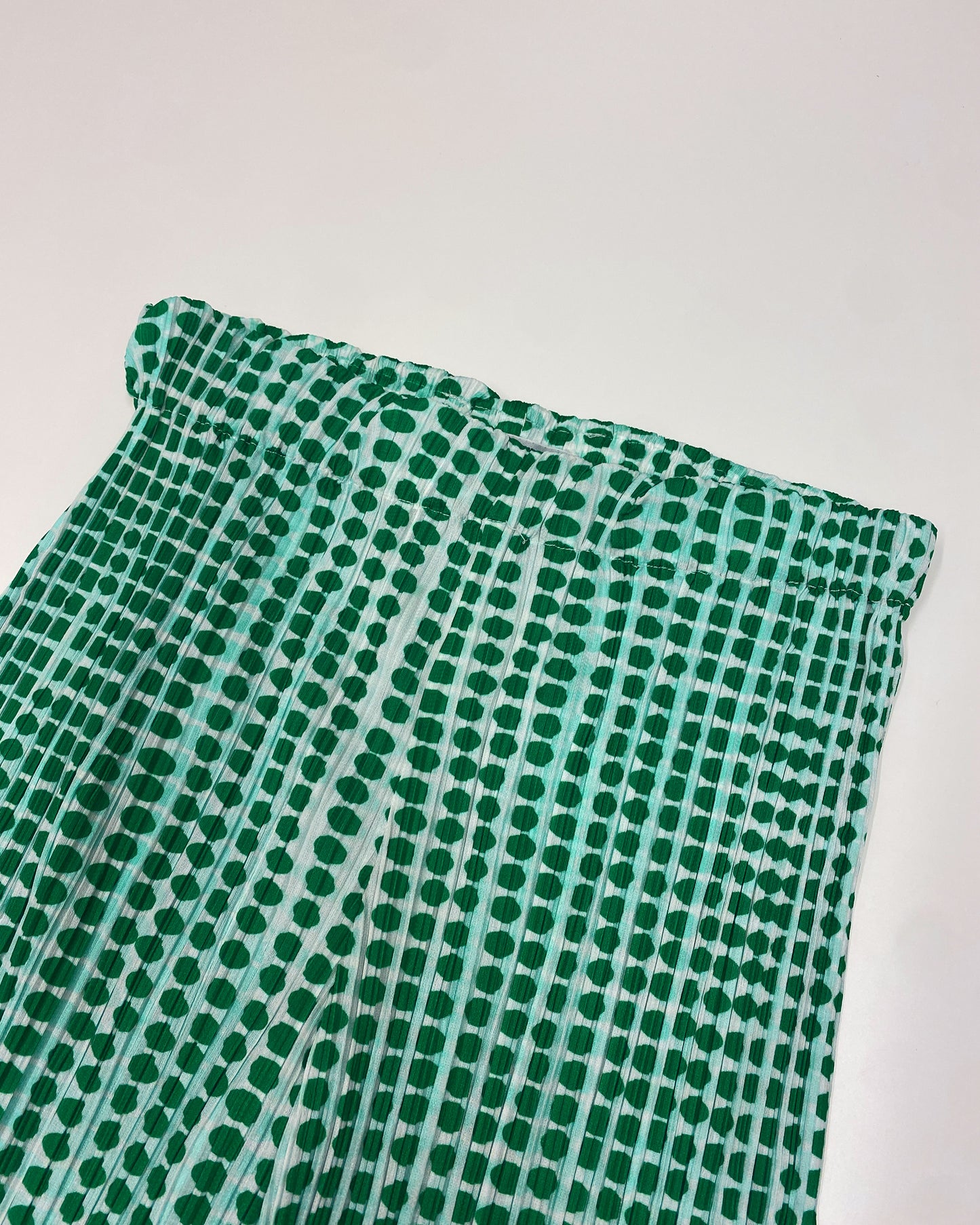 Issey Miyake 2010s Pleated Polka Dot Capri Pants Green