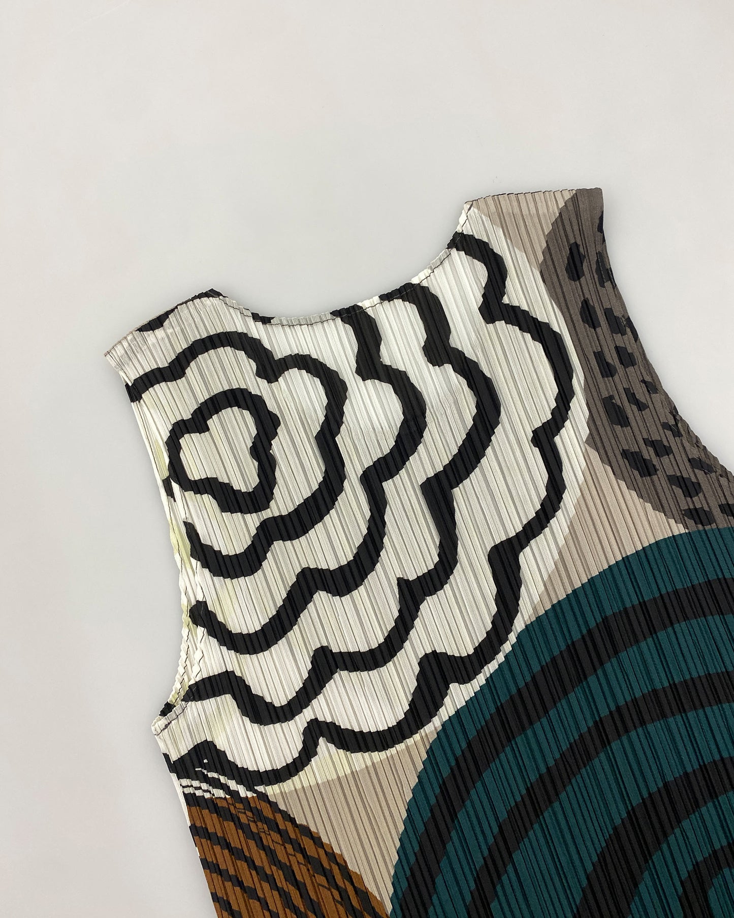 Issey Miyake 2010s Pleats Please Annual Ring Tank Top Multicolor