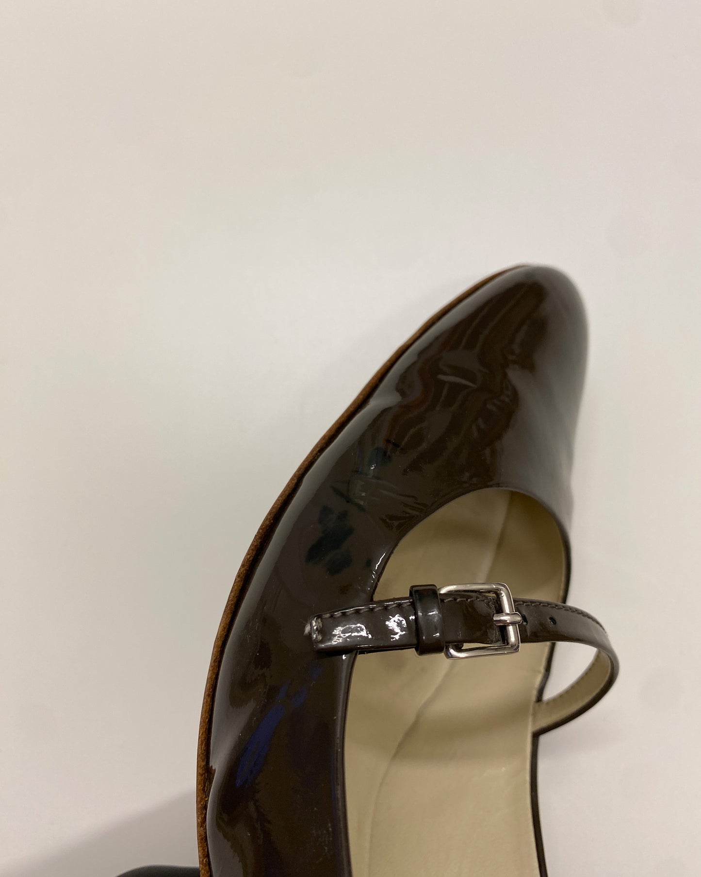 Jil Sander 2000s Slingback Patent Leather Kitten Heels Brown