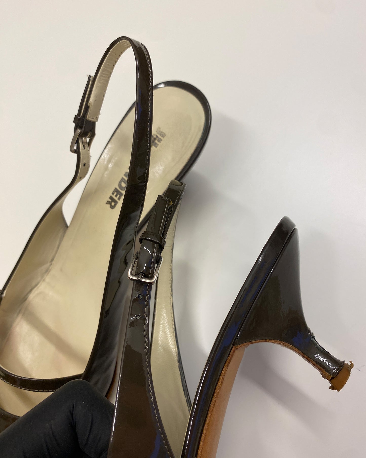 Jil Sander 2000s Slingback Patent Leather Kitten Heels Brown