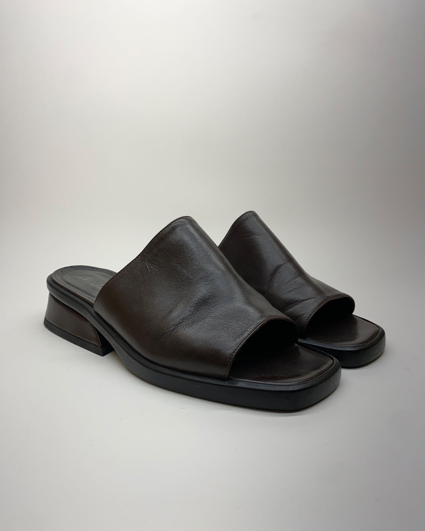Krizia by Ilga 2000s Leather Slides Black Brown