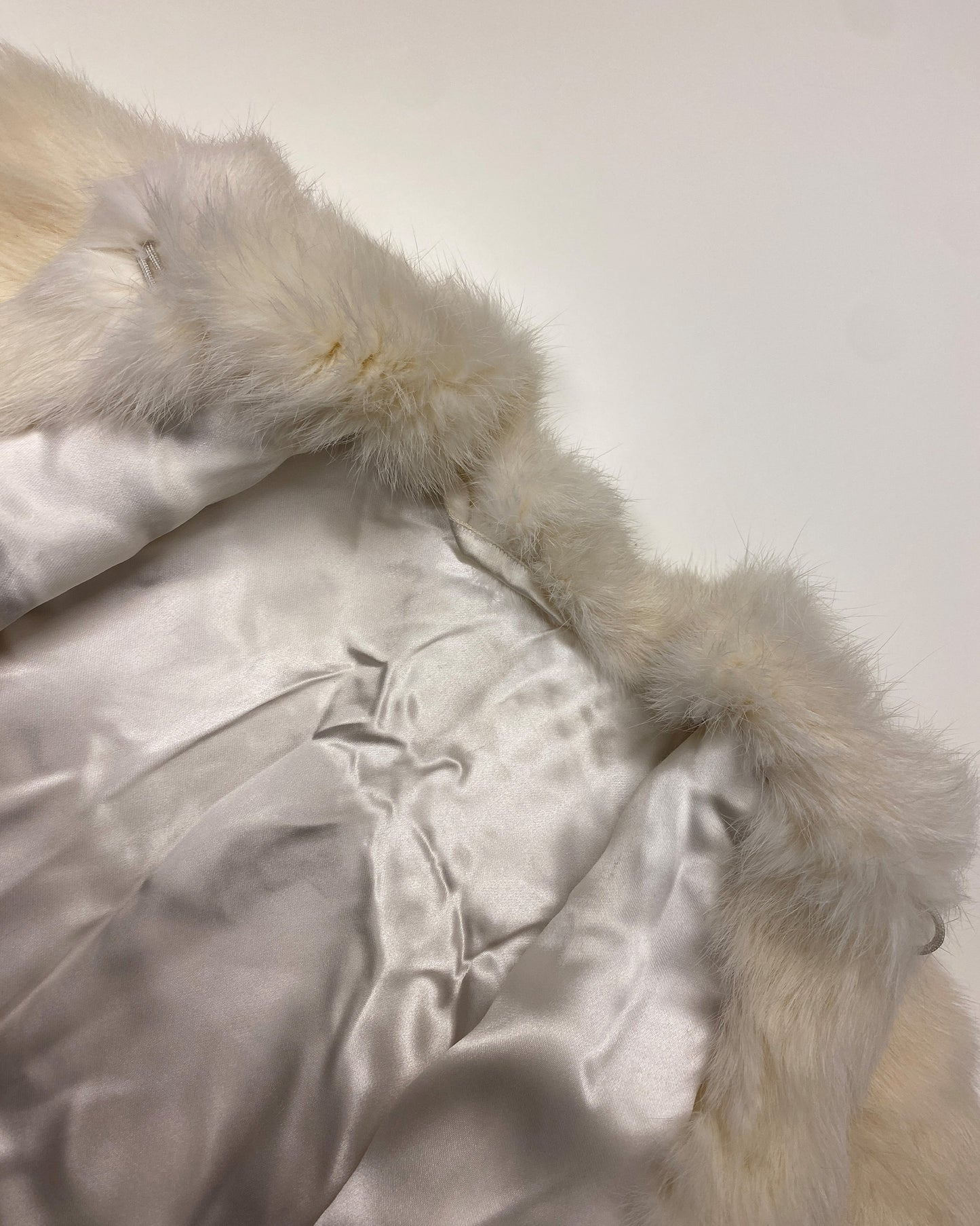 Vintage 1950s Rabbit Fur Cape White