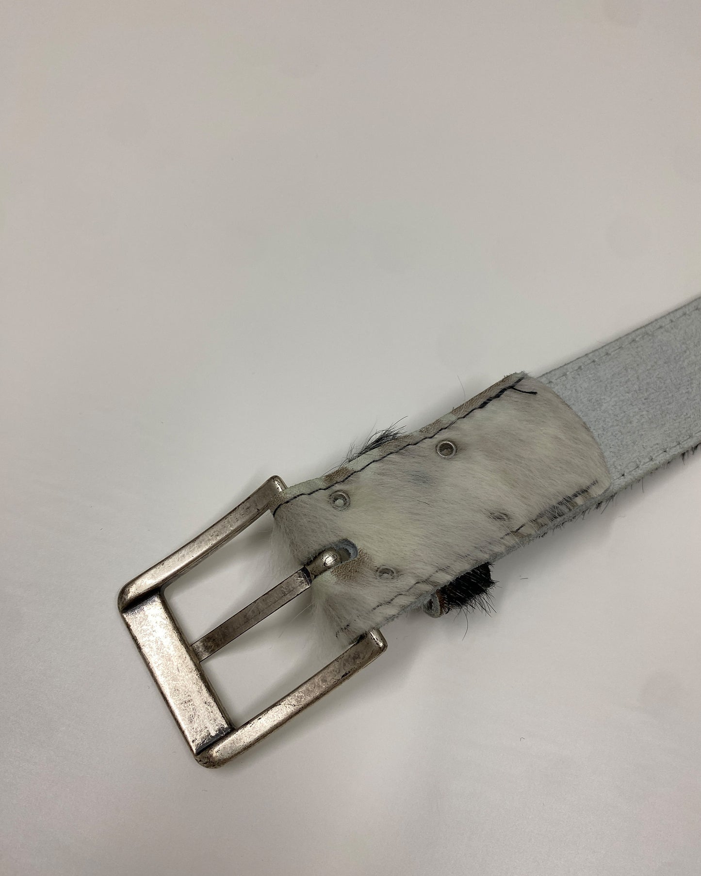Van Buren Bolsward 2010s Cow Fur Belt White Black