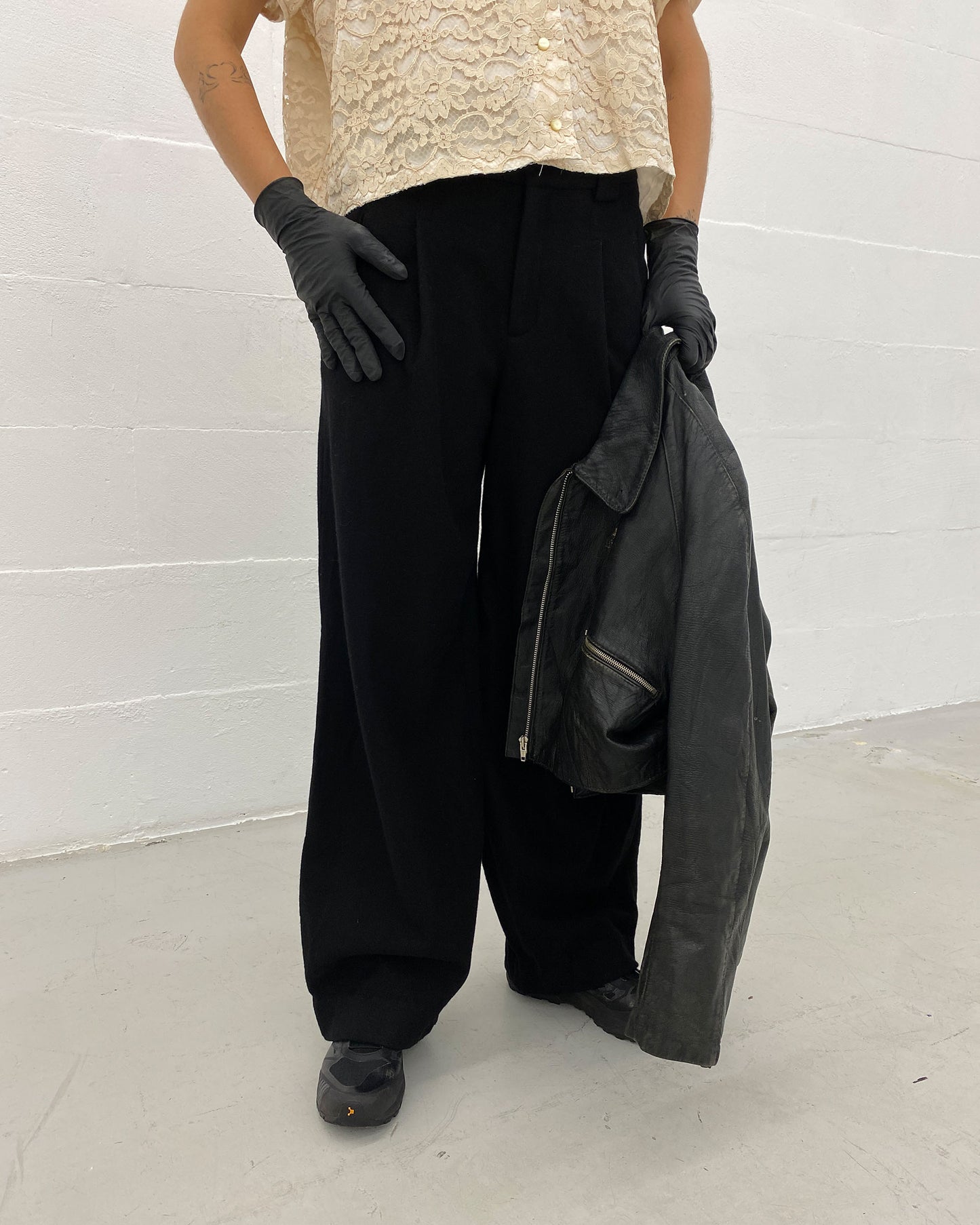 Closed 2020s Wool Wide Pants Black
