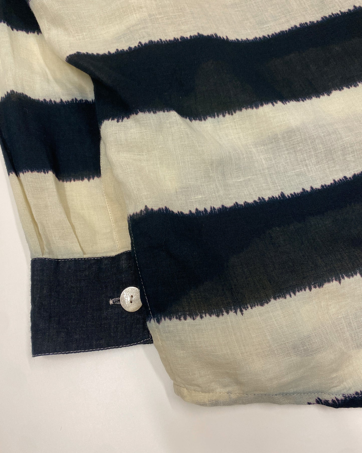 Day is Grey 1980s Striped Linen Shirt Creme Black