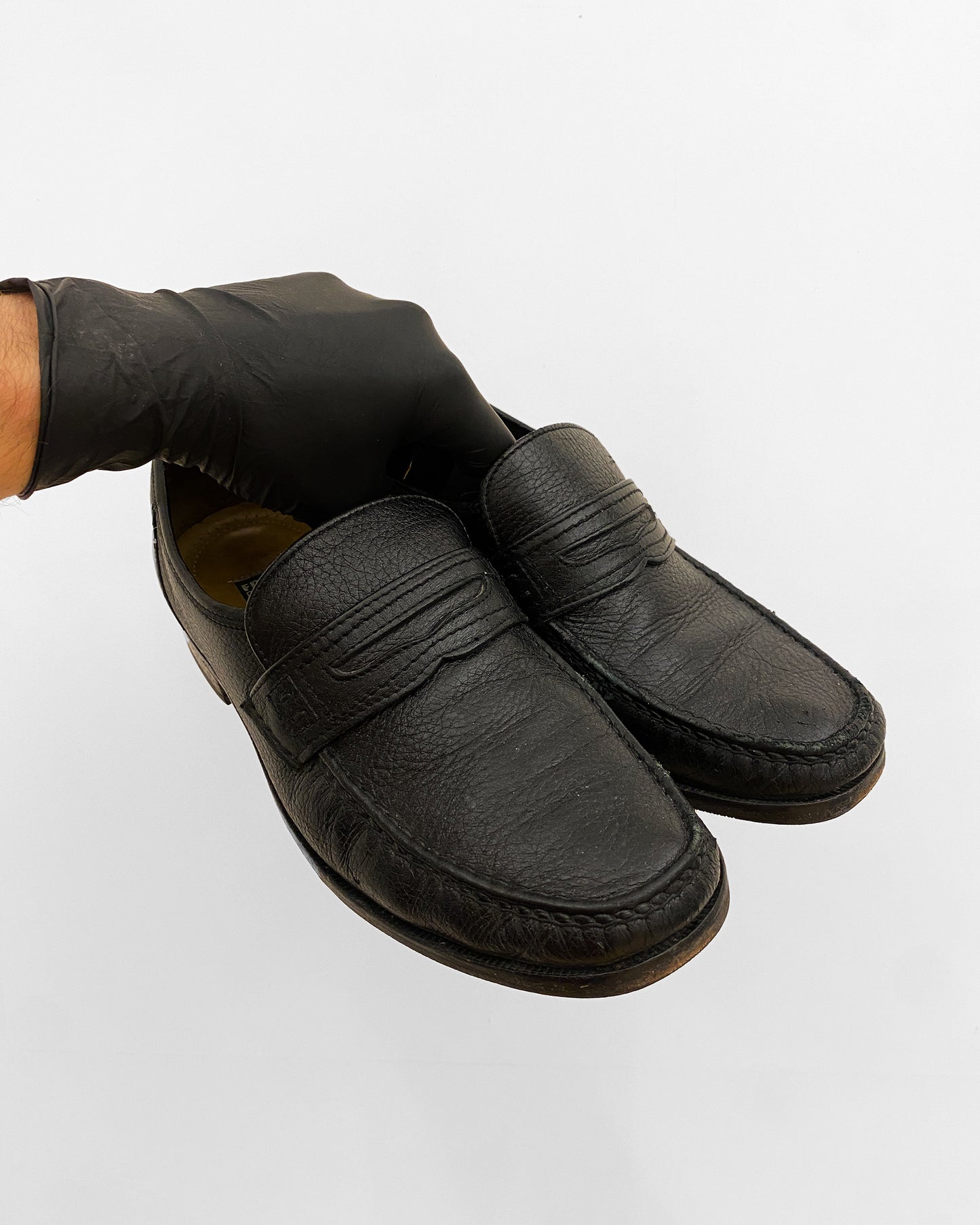 Vintage 2000s Vibram Sole Leather Loafer Black