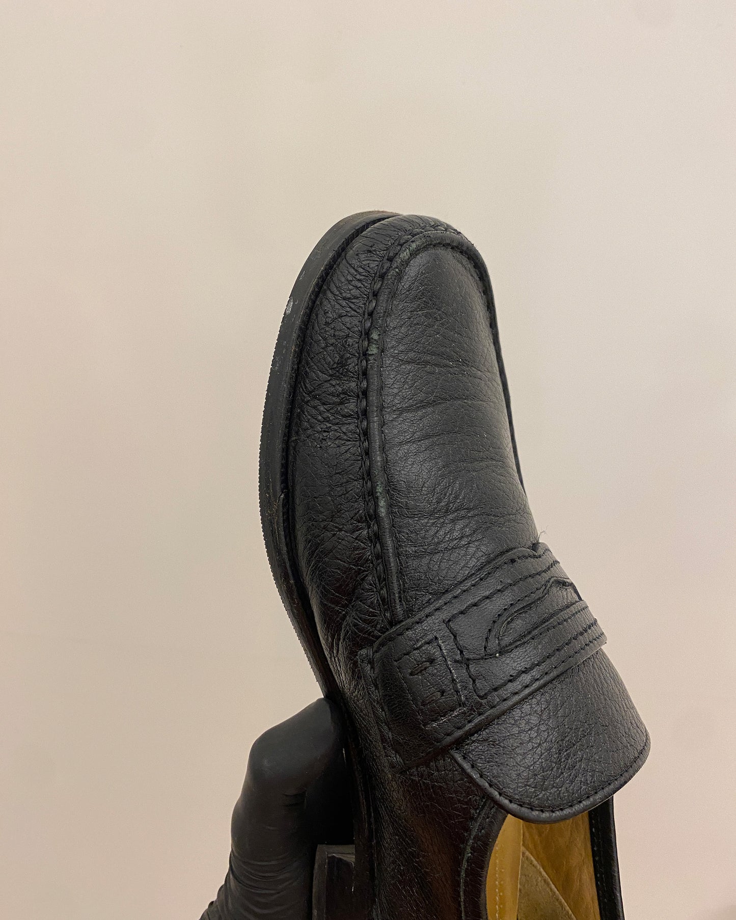 Vintage 2000s Vibram Sole Leather Loafer Black