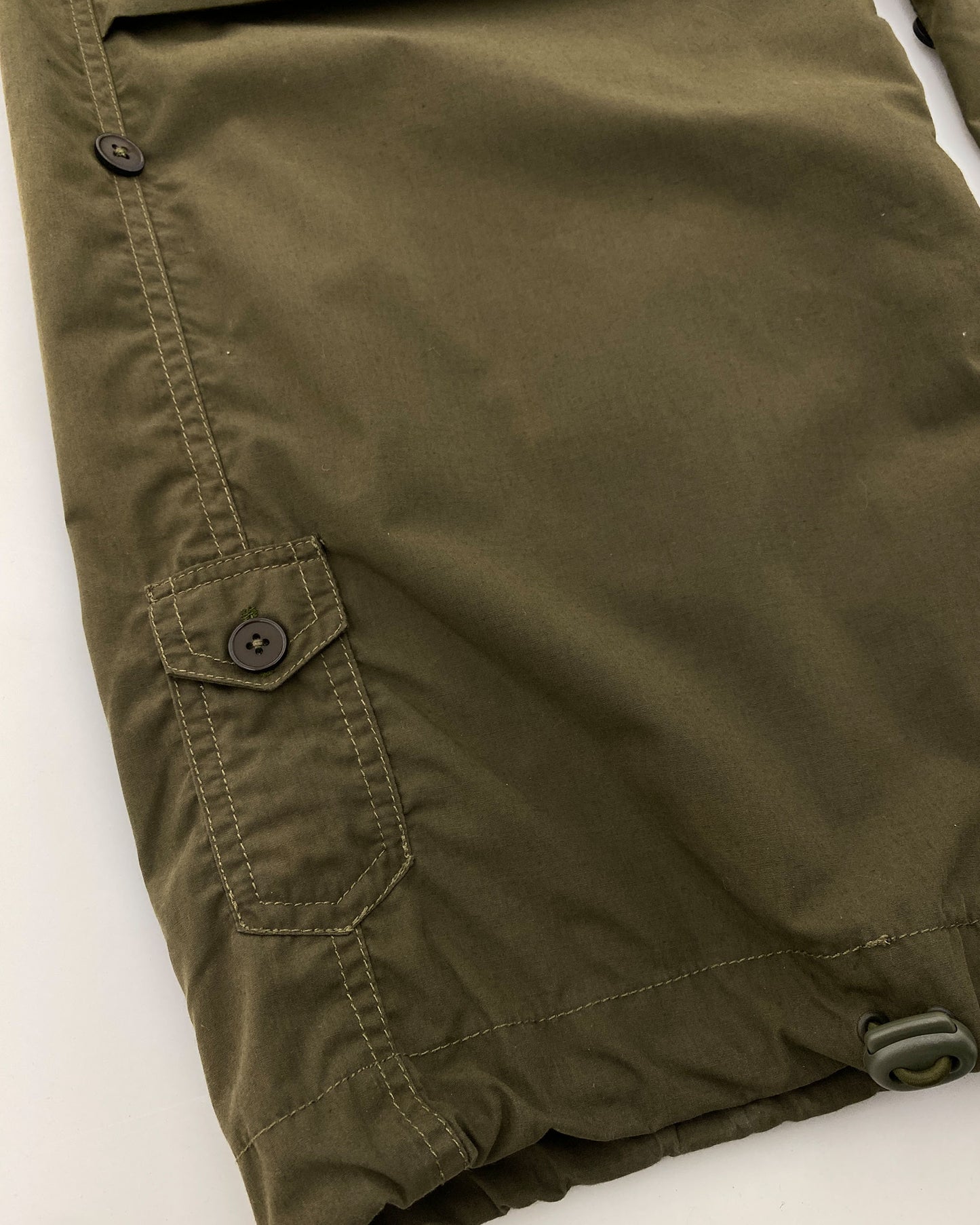 Maharishi 1990er Jahre Bestickte Drachen-Snopants Fallschirmhose Khaki Grün 