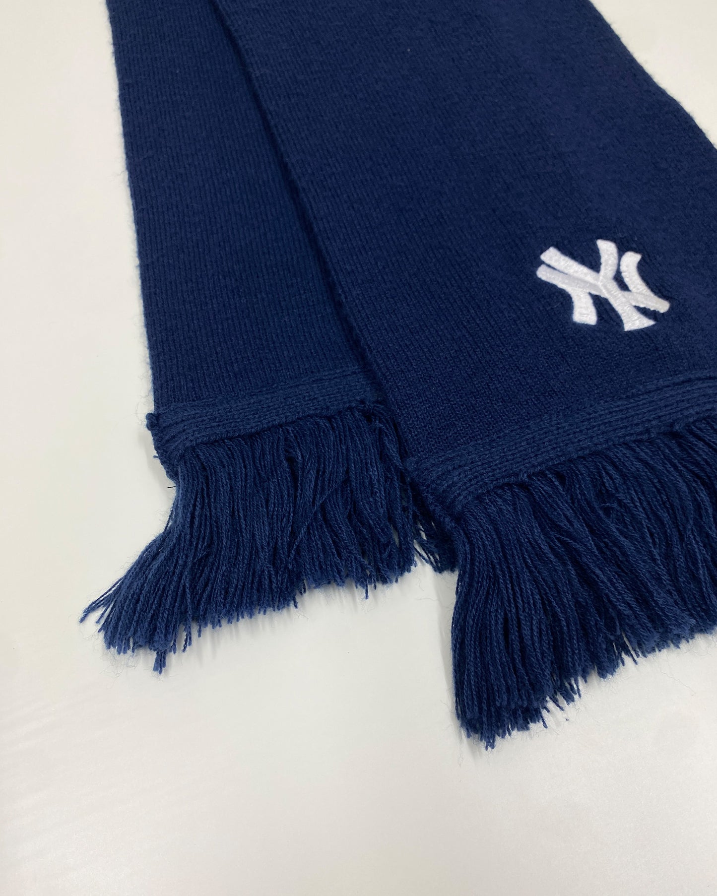 Vintage Starter 2000s New York Yankees Scarf Navy