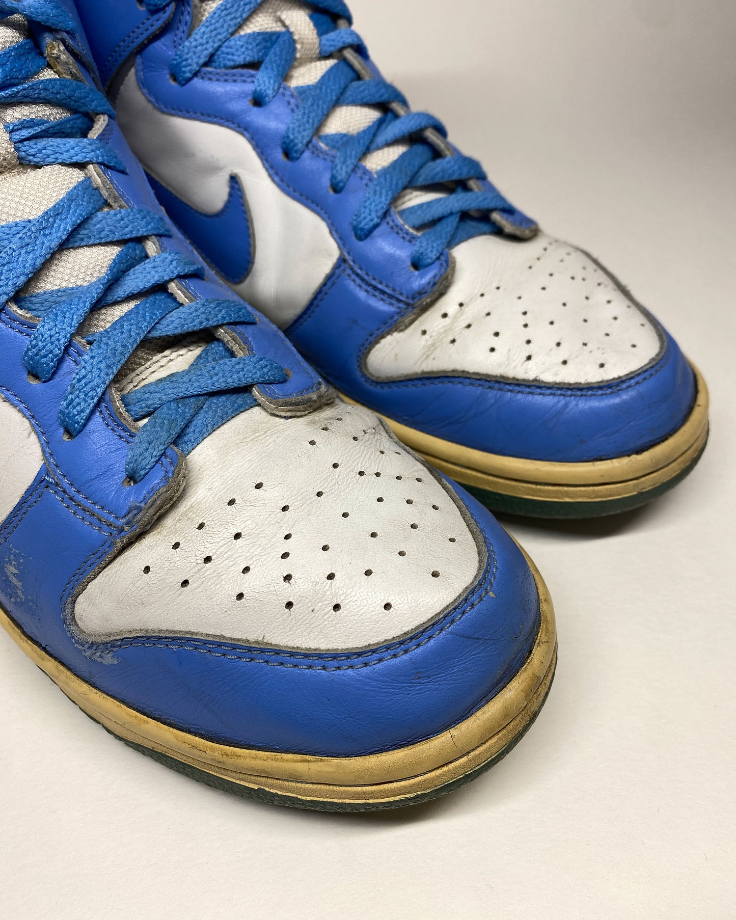 Nike 2004 Dunk High UNC Sneaker Turquoise