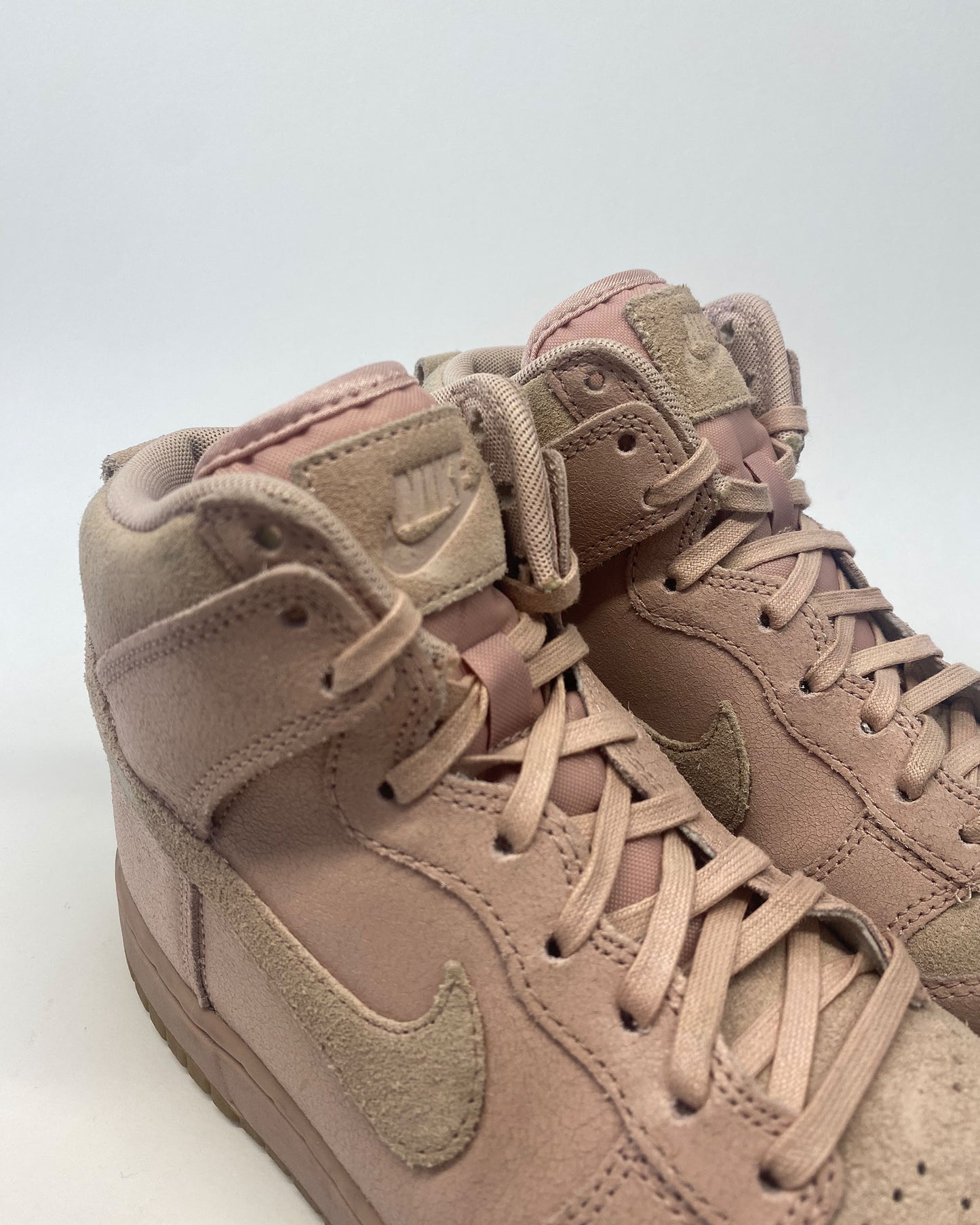 Nike 2016 Dunk High Premium Sneaker Pink Oxford