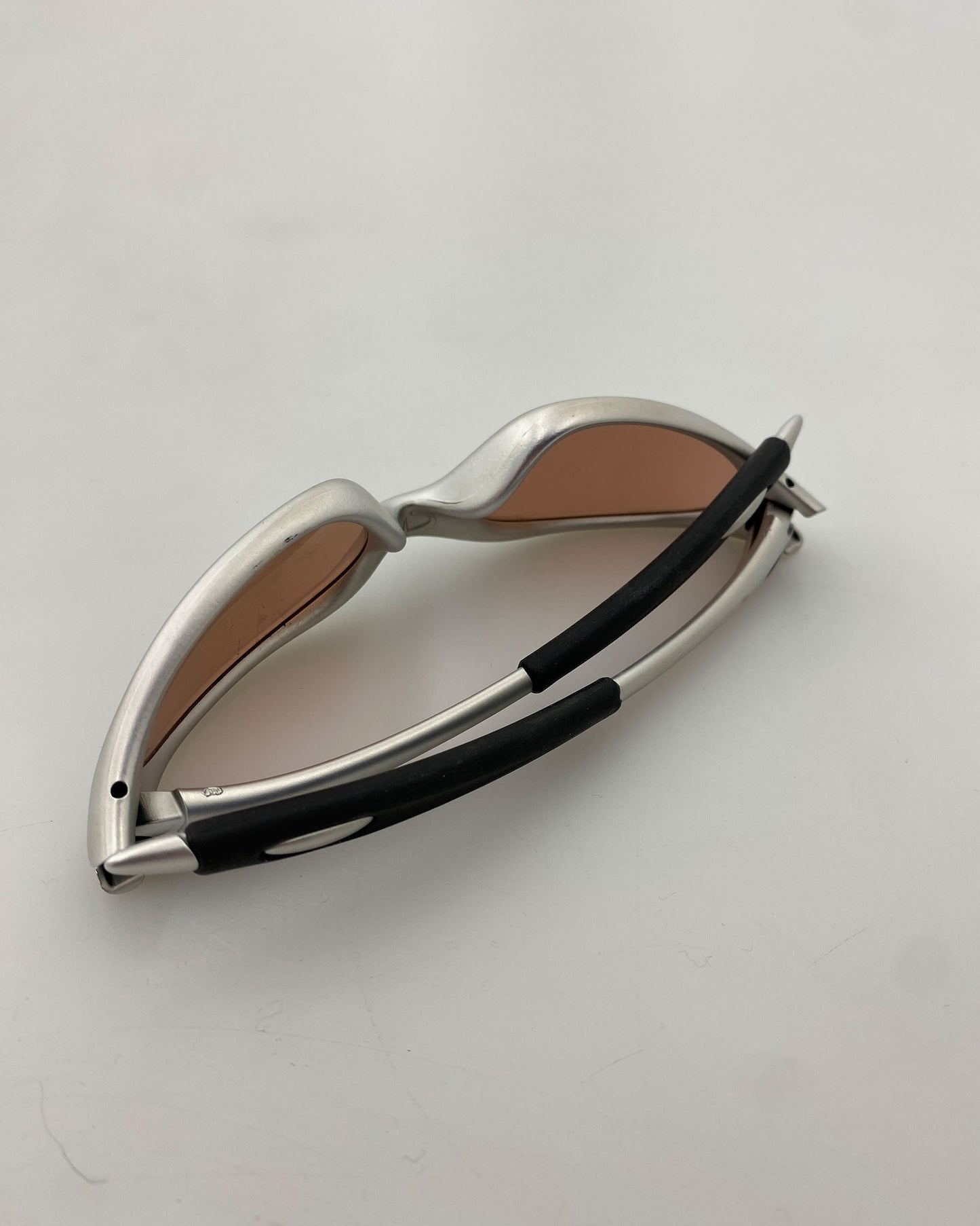 Oakley 2000s Minute 1.0 Sunglasses Grey