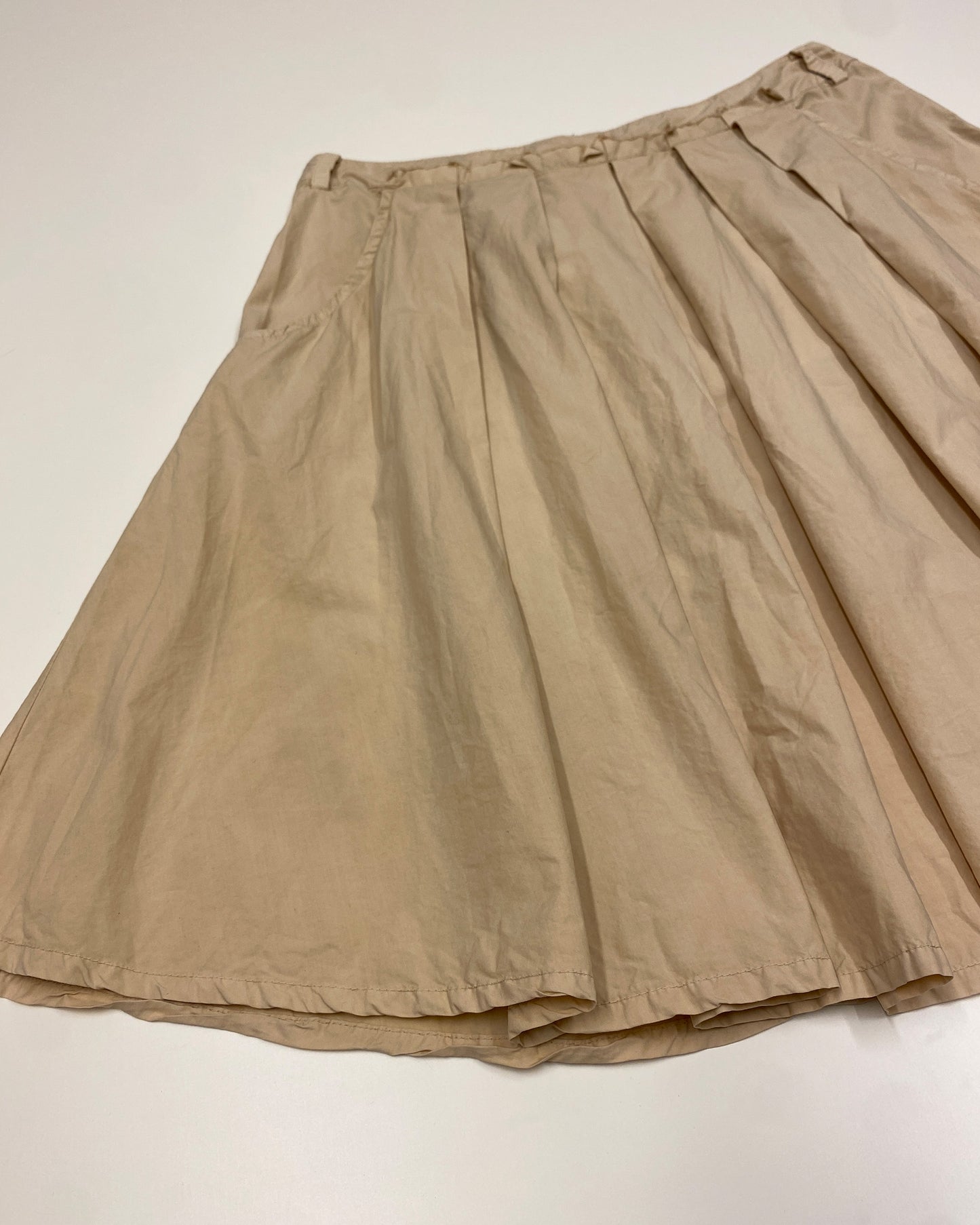 Patrizia Pepe 2000s Pleated Cotton Skirt Beige