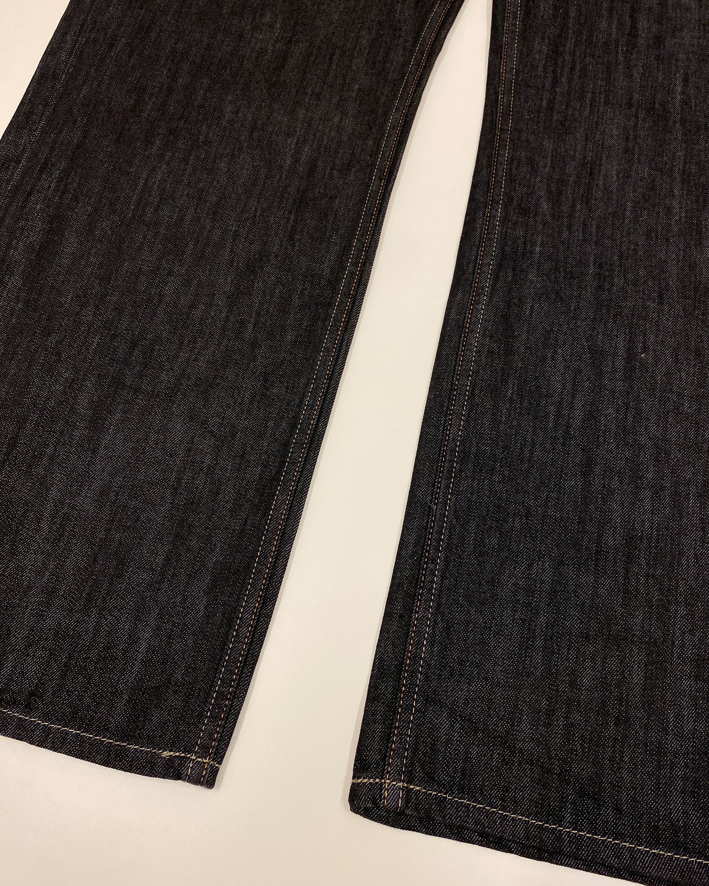 Pelle Pelle 2010s Straight Leg Denim Raw Black