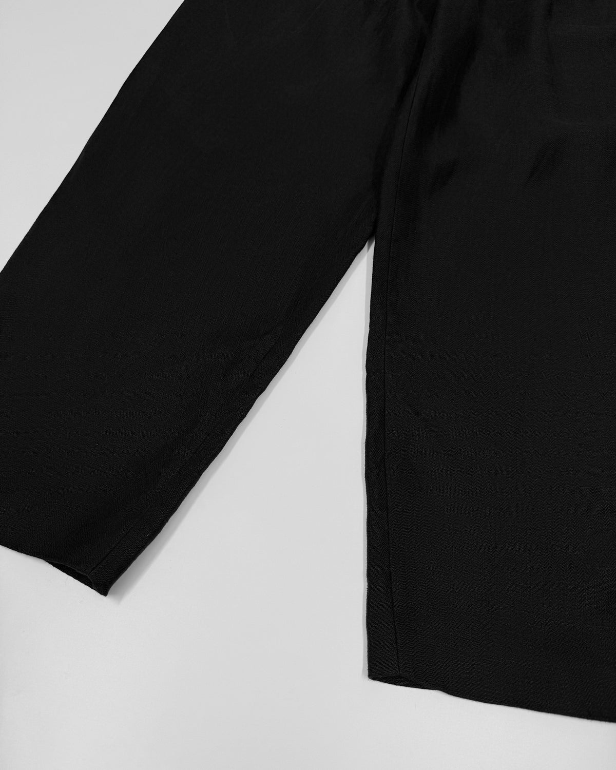 Vintage 1980s Pleated Wide Linen Pants Black
