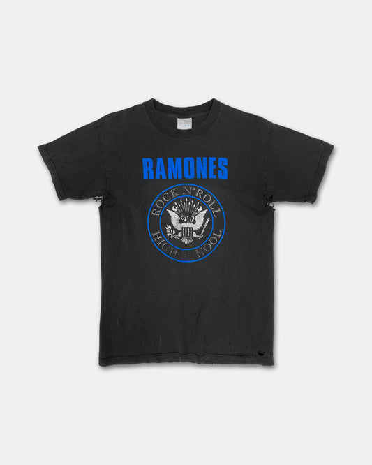 Vintage 1990s Trashed Hey Ho Lets Go Ramones Band T-Shirt Black