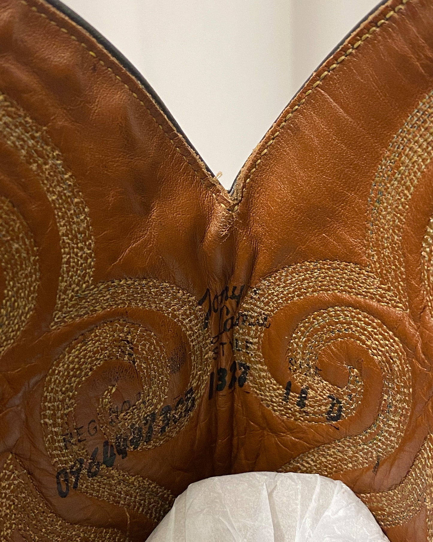 Tony Lama 2000s Cowboy Ostrich Leather Boots Black