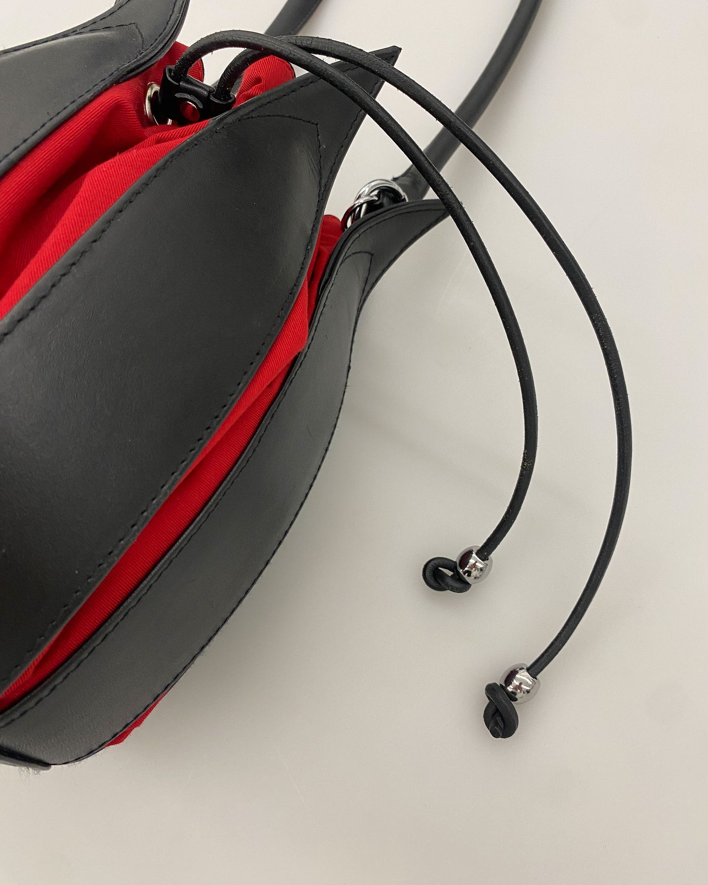 by-Lin 2010s Tulip Classic Handbag Black Red