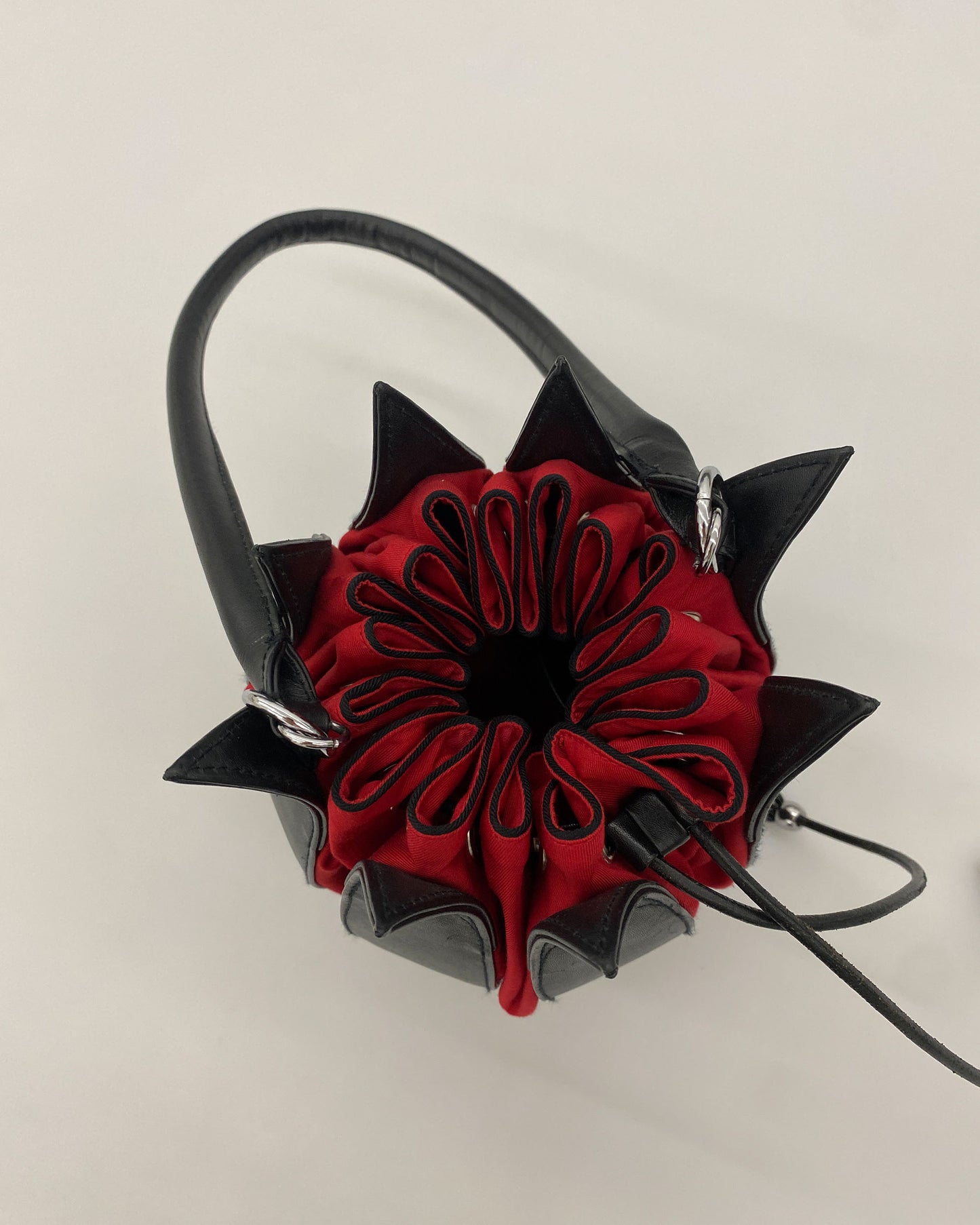 by-Lin 2010s Tulip Classic Handbag Black Red