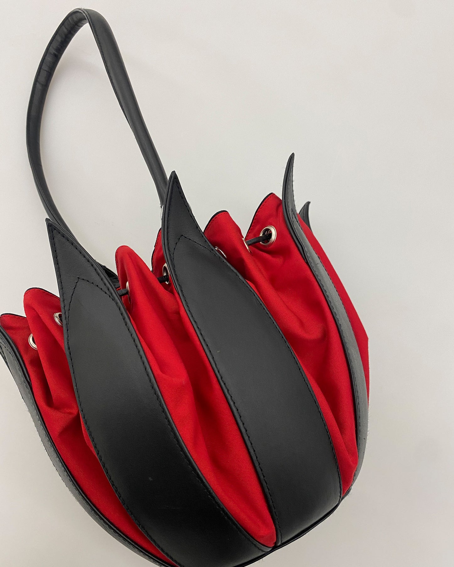 by-Lin 2010s Tulip Classic Handbag Black Red