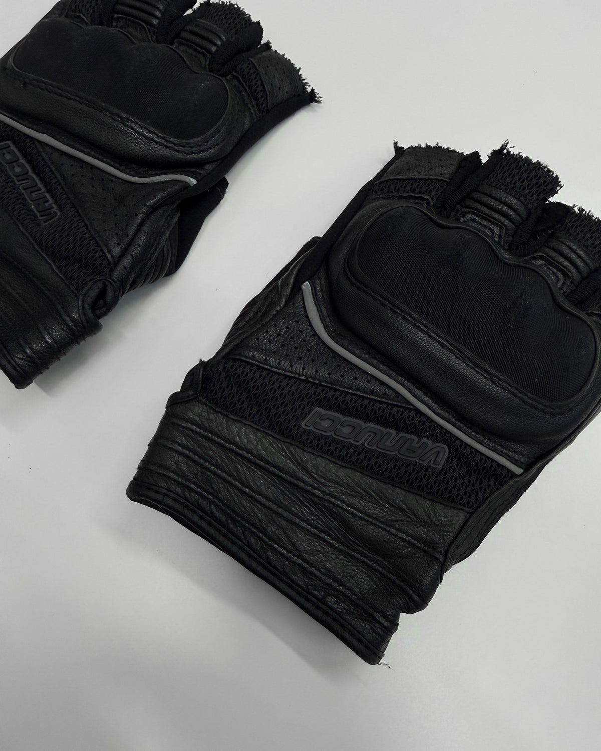 Vanucci 2010s Cut Off Leather Mesh Bike Gloves Black