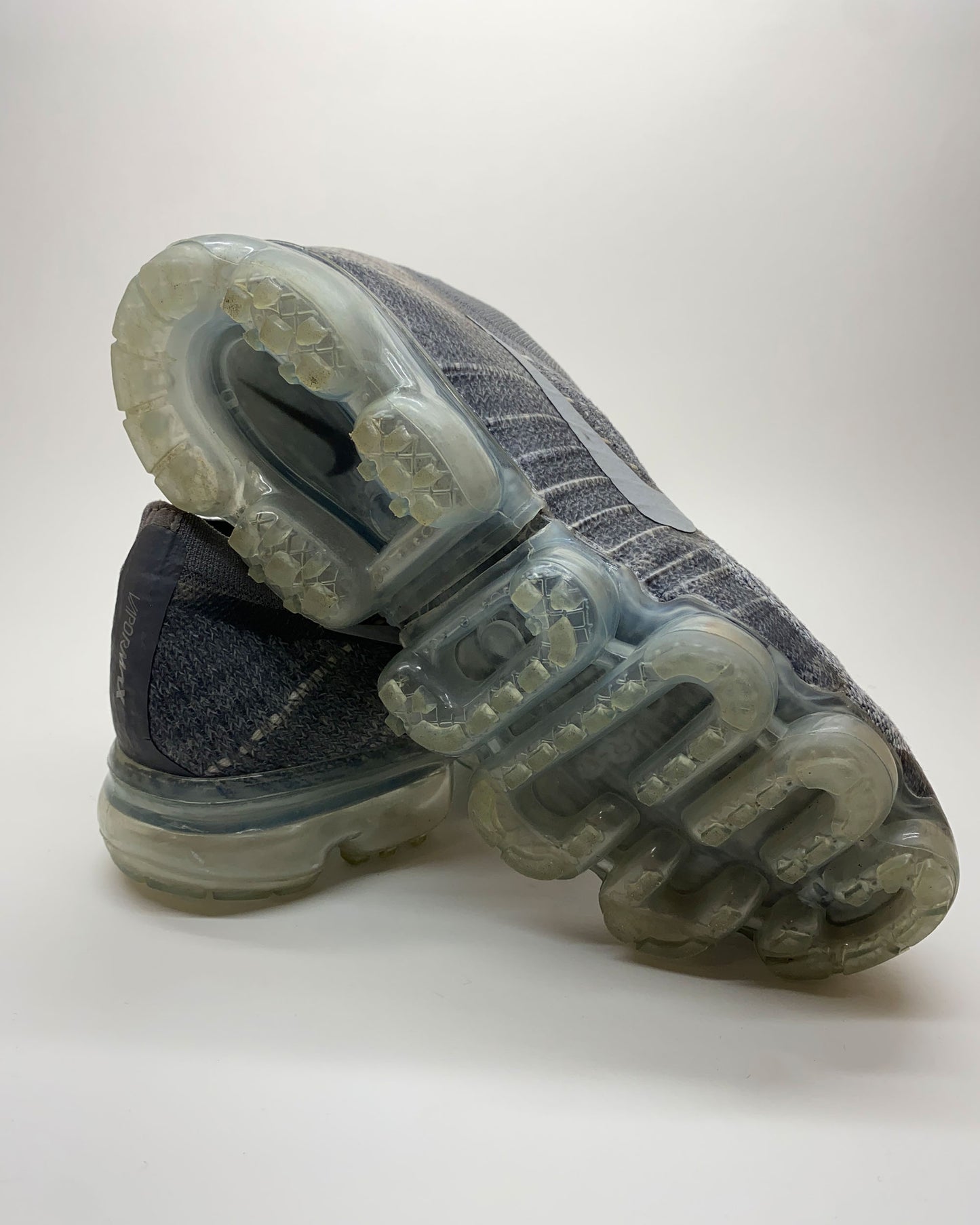 Nike 2018 Air Flyknit Vapormax Sneaker OG Wolf Grey