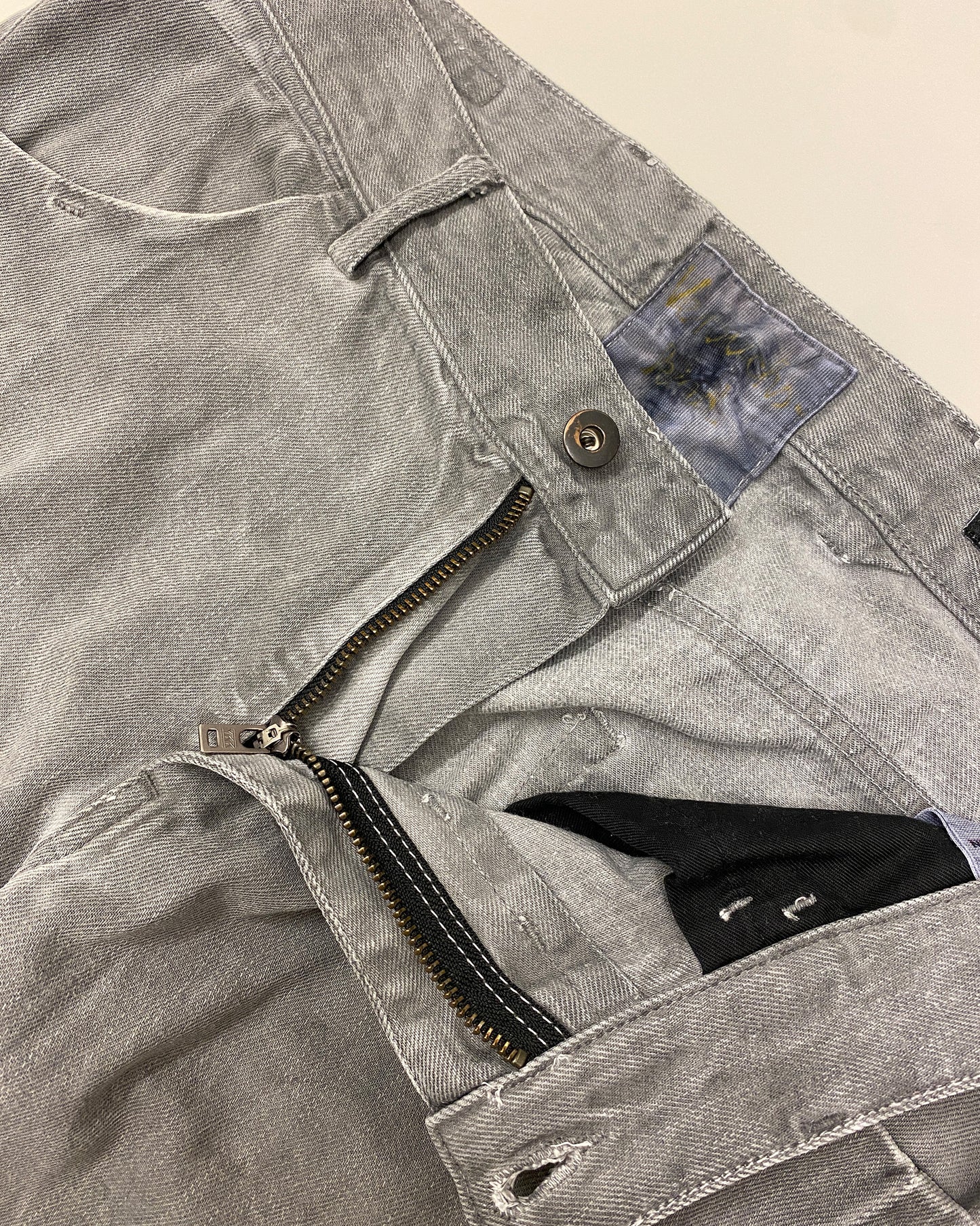 Versuchskind Berlin 2010s X1-Sl Slim Asymmetrical Denim Light Grey
