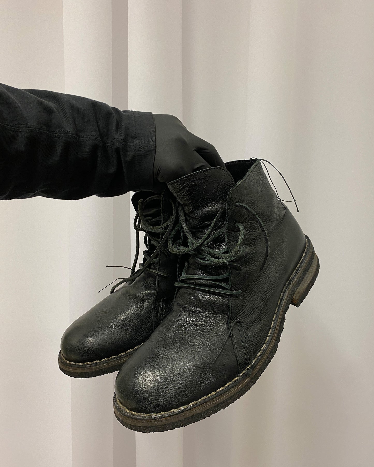 Vintage 2000s Made in Italy Gum-Sole Leather Boots Black