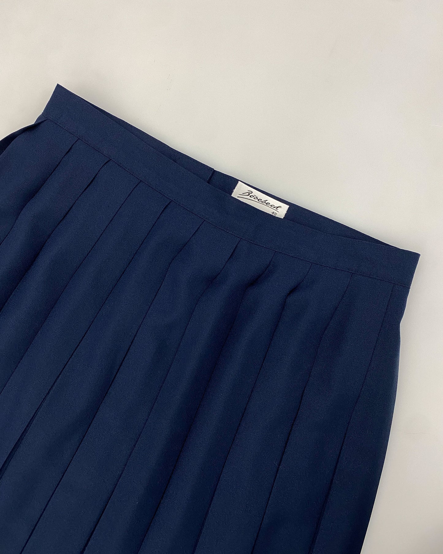 Vintage 1980s Pleated Skirt Navy