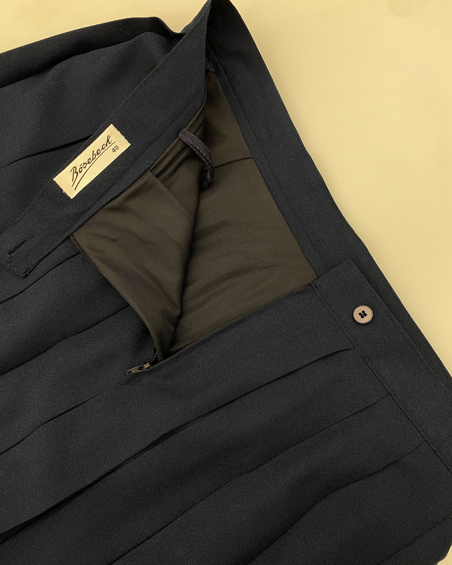 Vintage 1980s Pleated Skirt Navy