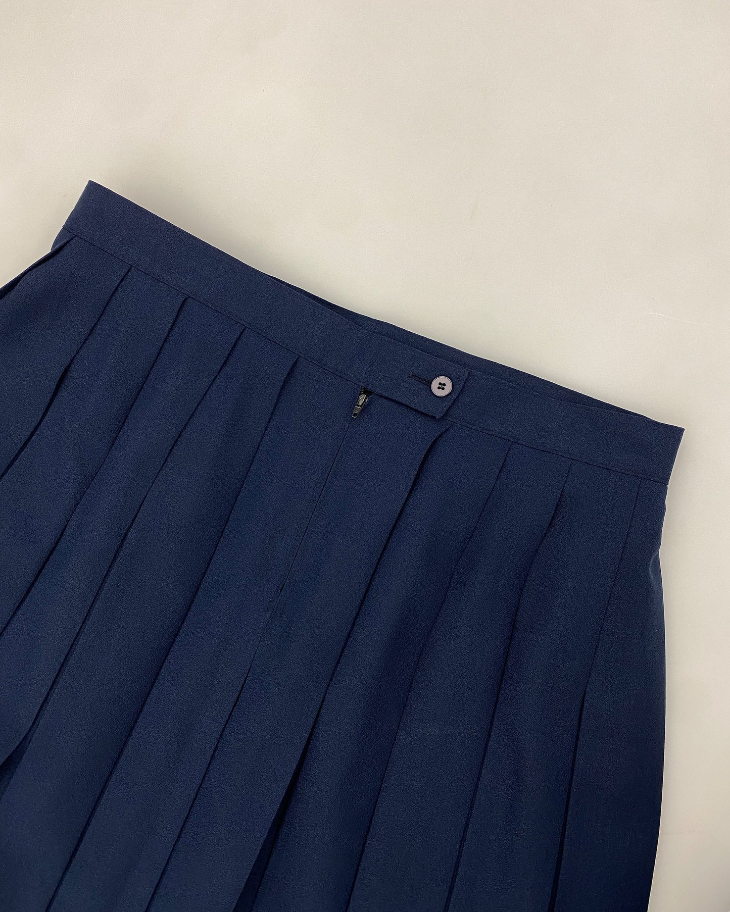 Vintage 1980s Pleated Skirt Navy