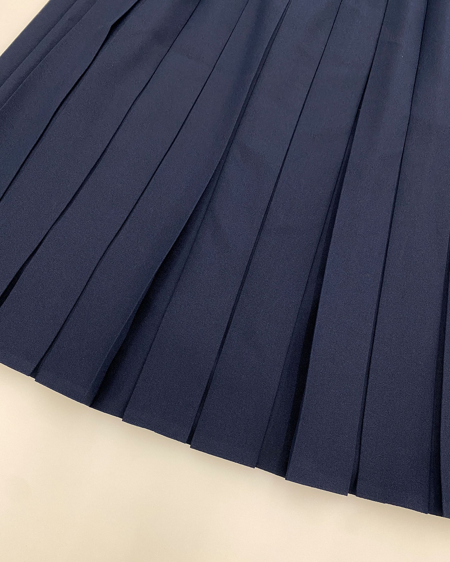 Vintage 1980s Pleated Skirt Navy