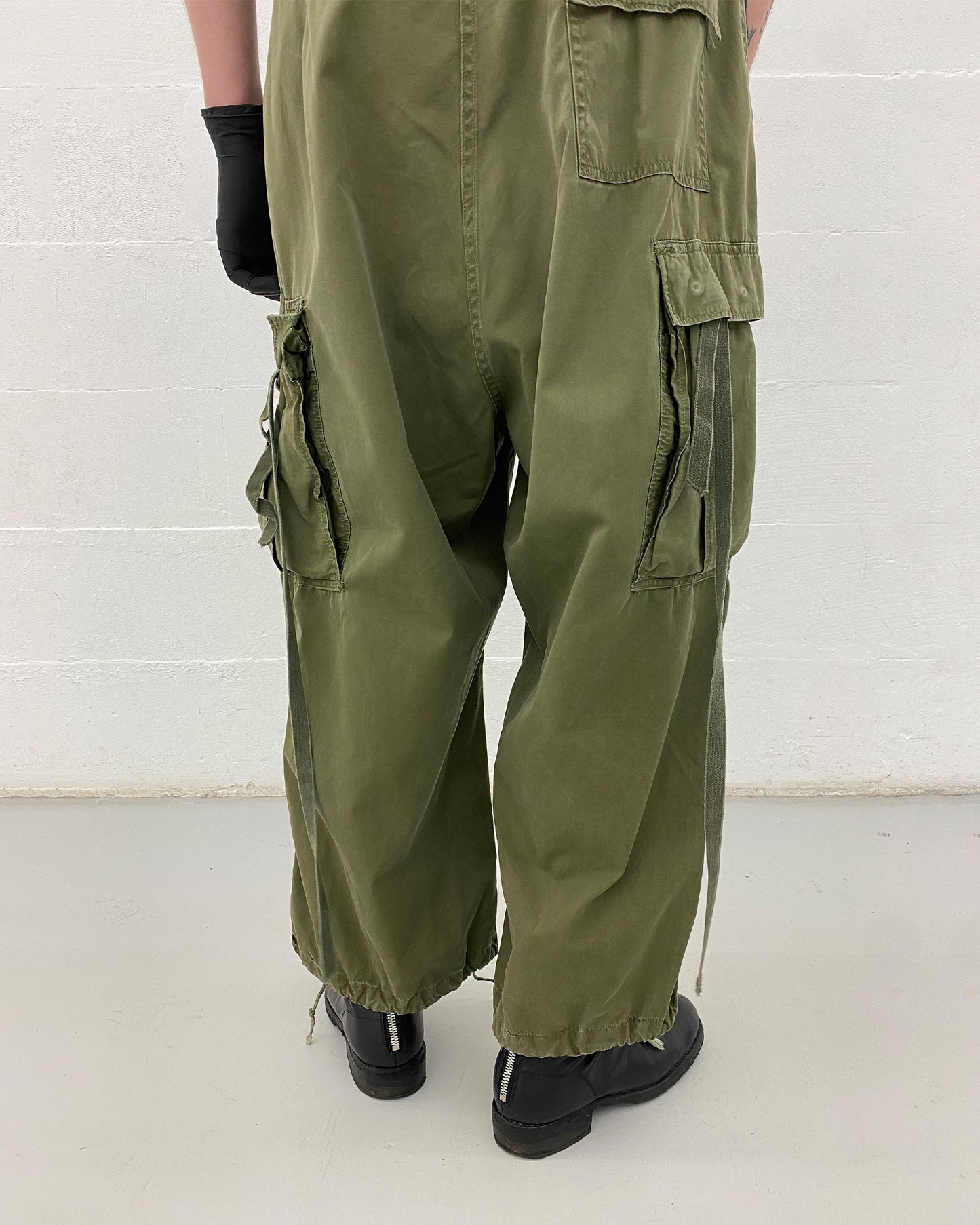 Vintage 1950s US Army Parachute Pants Khaki Green