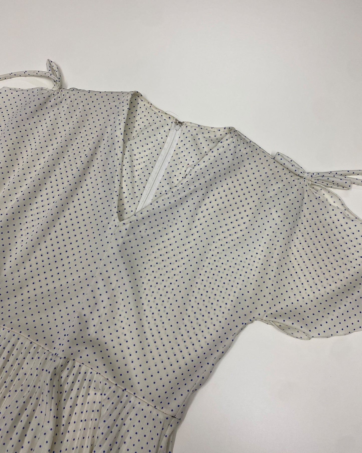Vintage 1970s Polka Dot Shoulder Slit Dress White