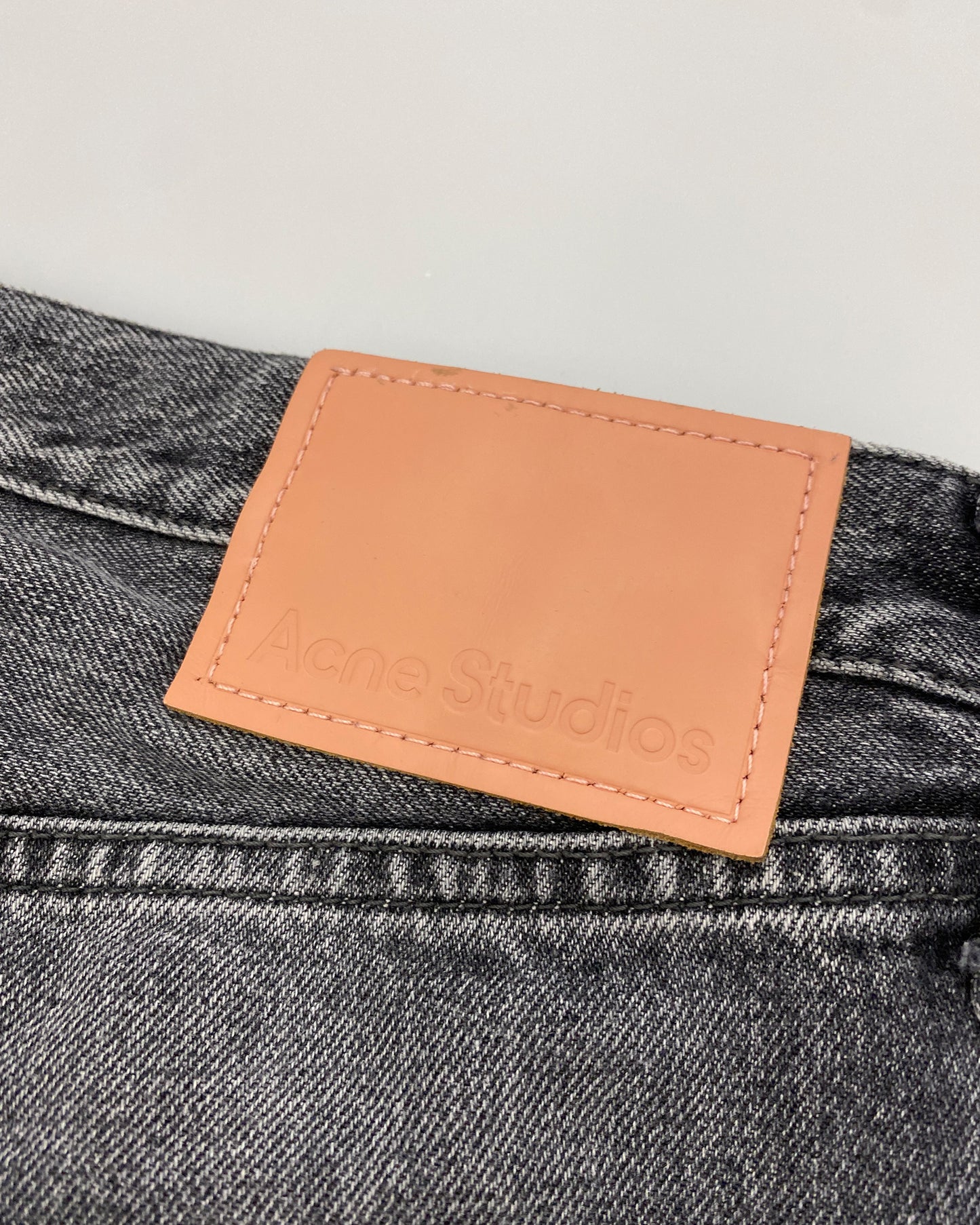 Acne Studios 2020s Straight Denim verwaschenes Grau 