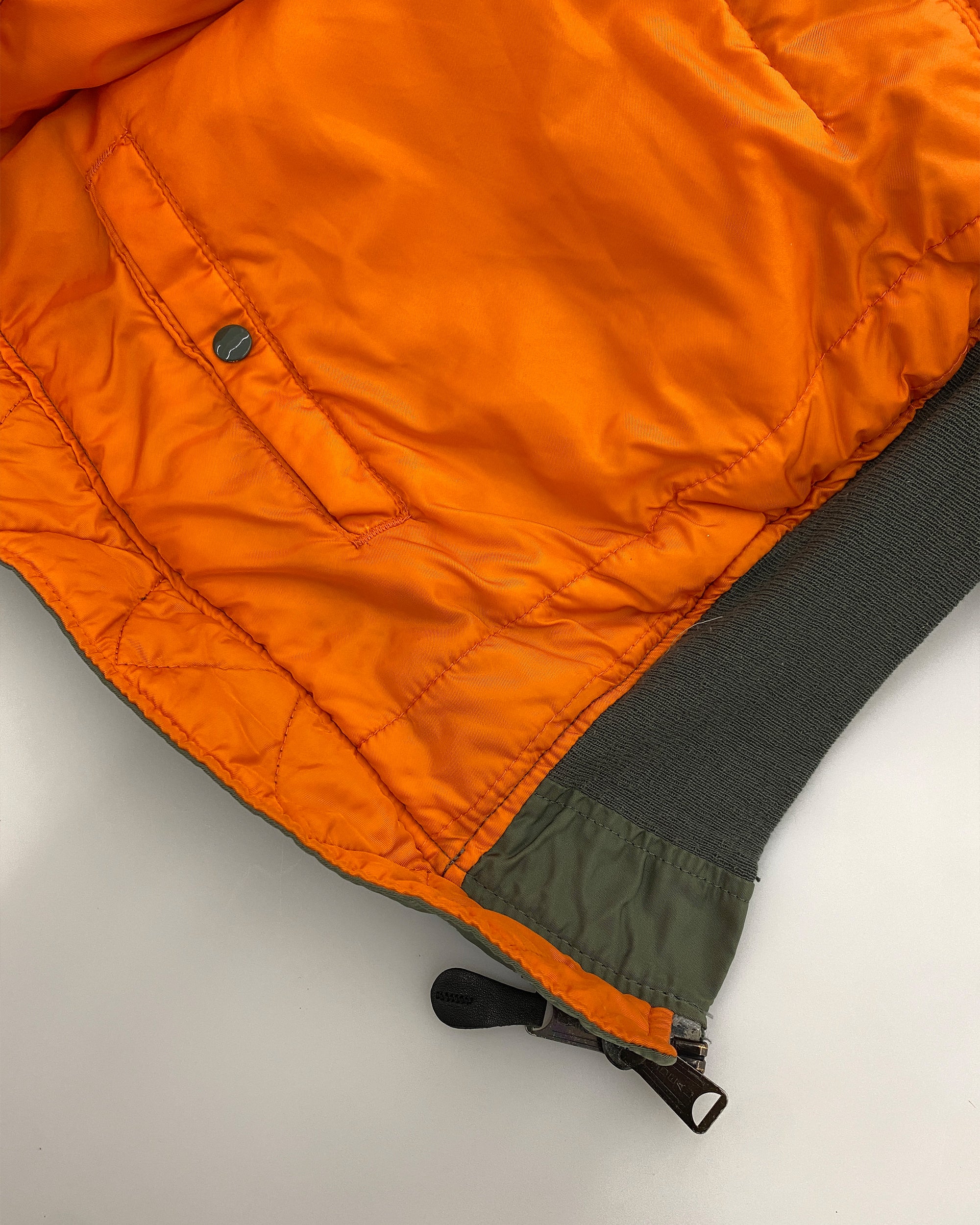 Alpha Industries 1980s Made in USA MA-1 Bomber Jacket Green – Knud