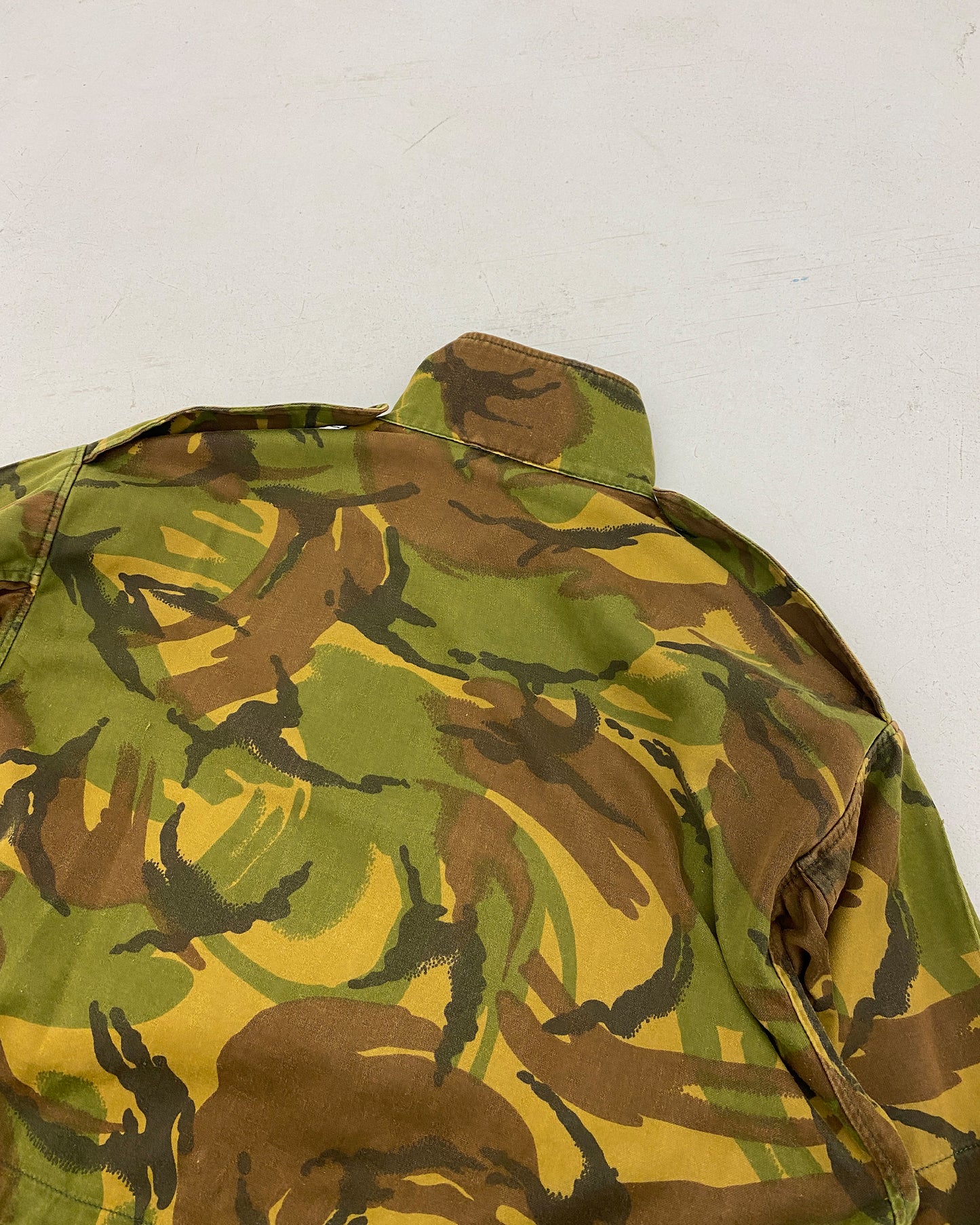 Vintage 1980s British Army DPM Smock Combat Camo Jacket Green