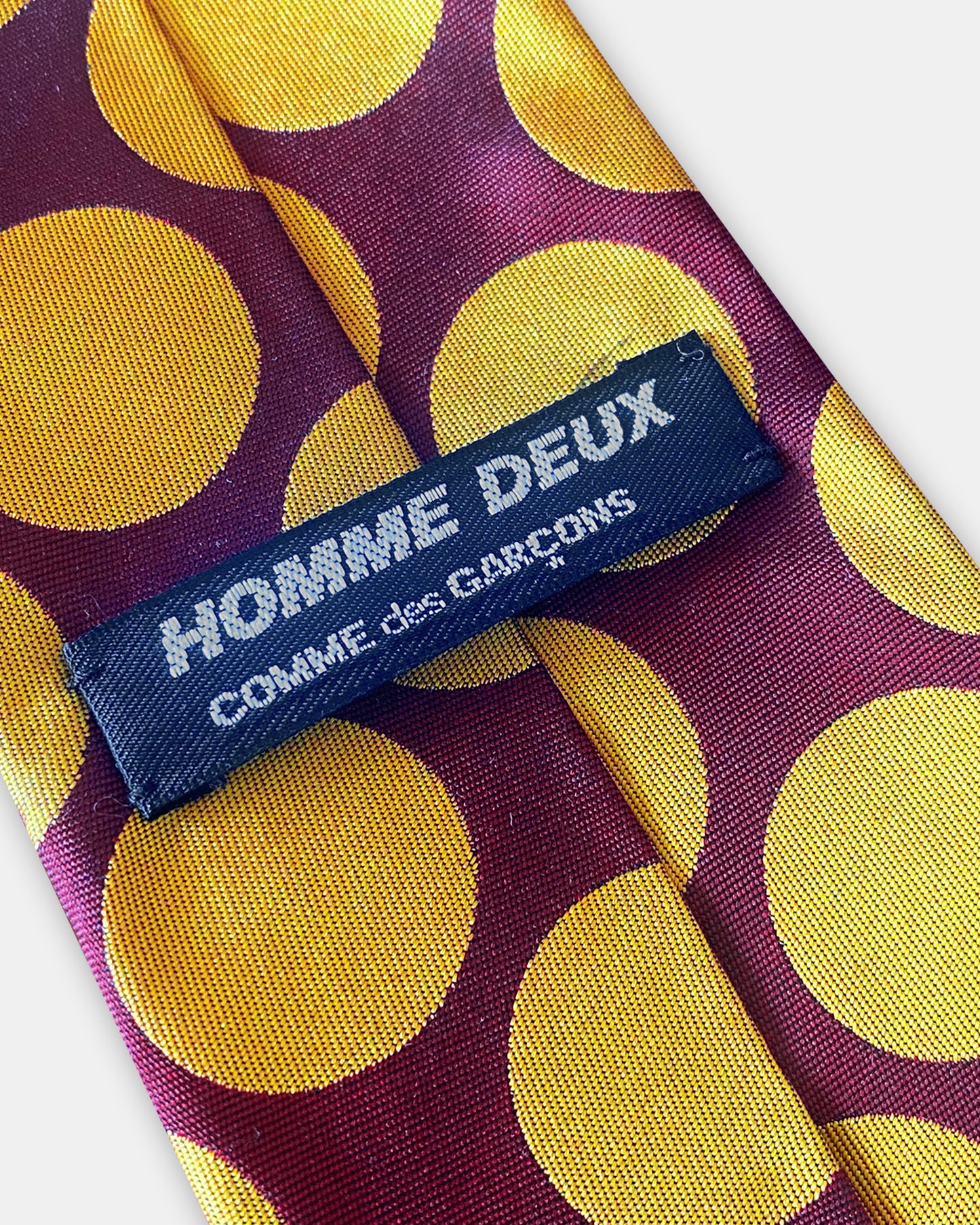 Comme des Garçons Homme Deux 1990er Seidenkrawatte mit goldenen Punkten 