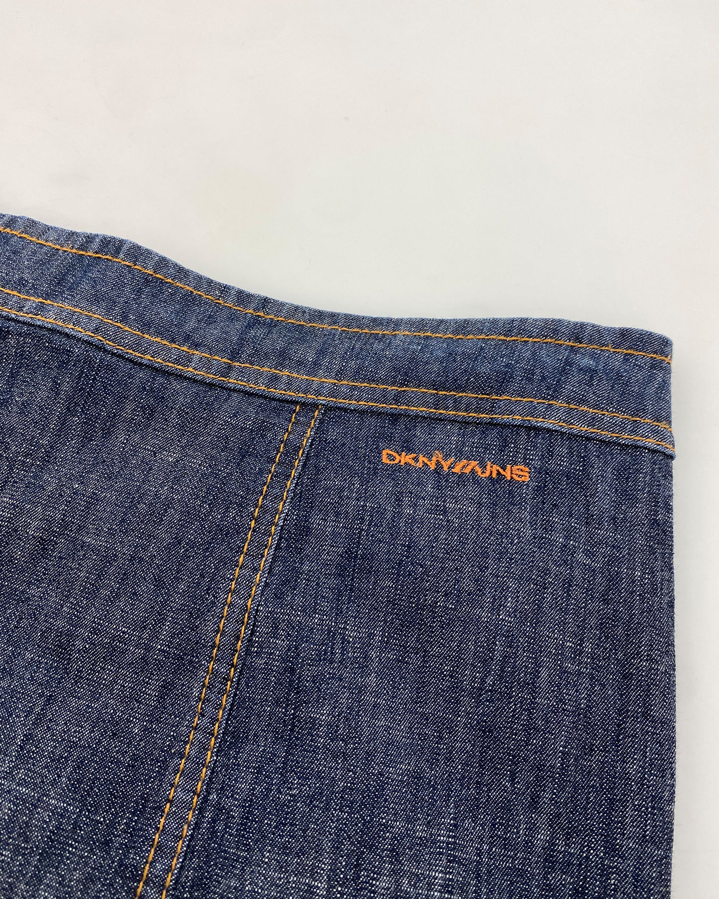 DKNY Jeans – Jeansrock im 2000er-Stil mit durchgehendem Reißverschluss, Dunkelblau 