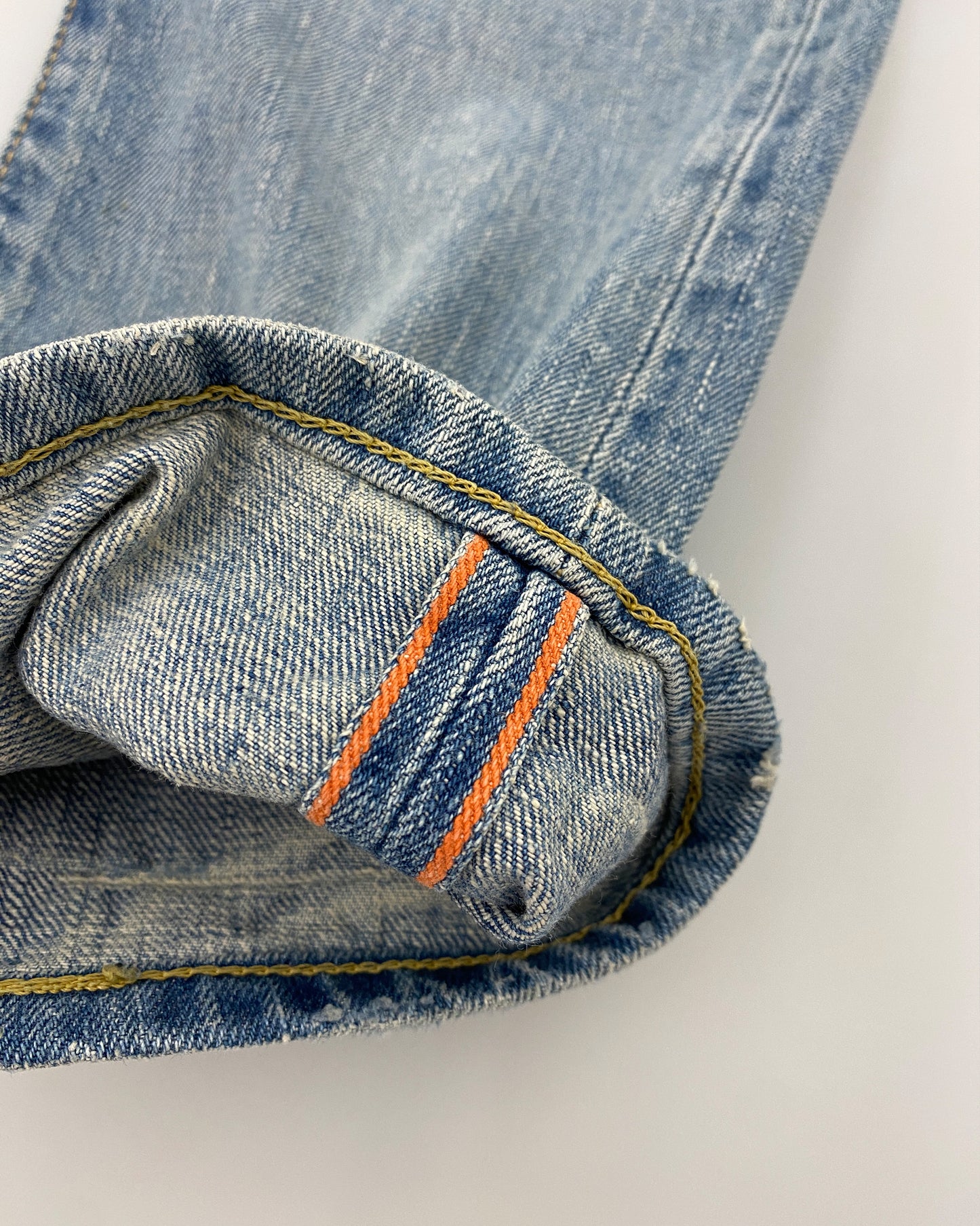 Edwin 1990er Selvedge Denim, verblasstes Hellblau 