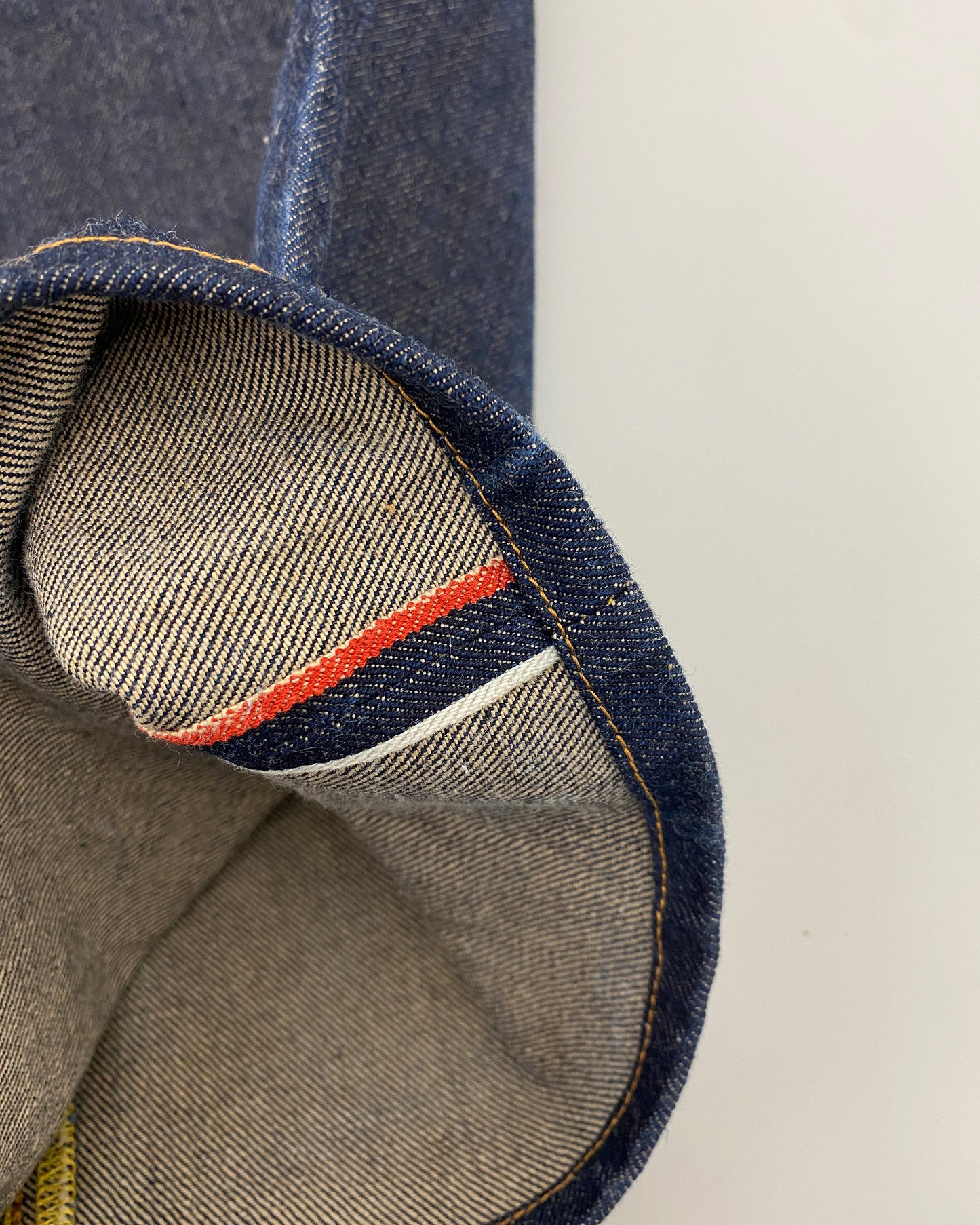 Evisu 1990er Selvedge-Denim mit großem gelbem Logo, Dunkelblau