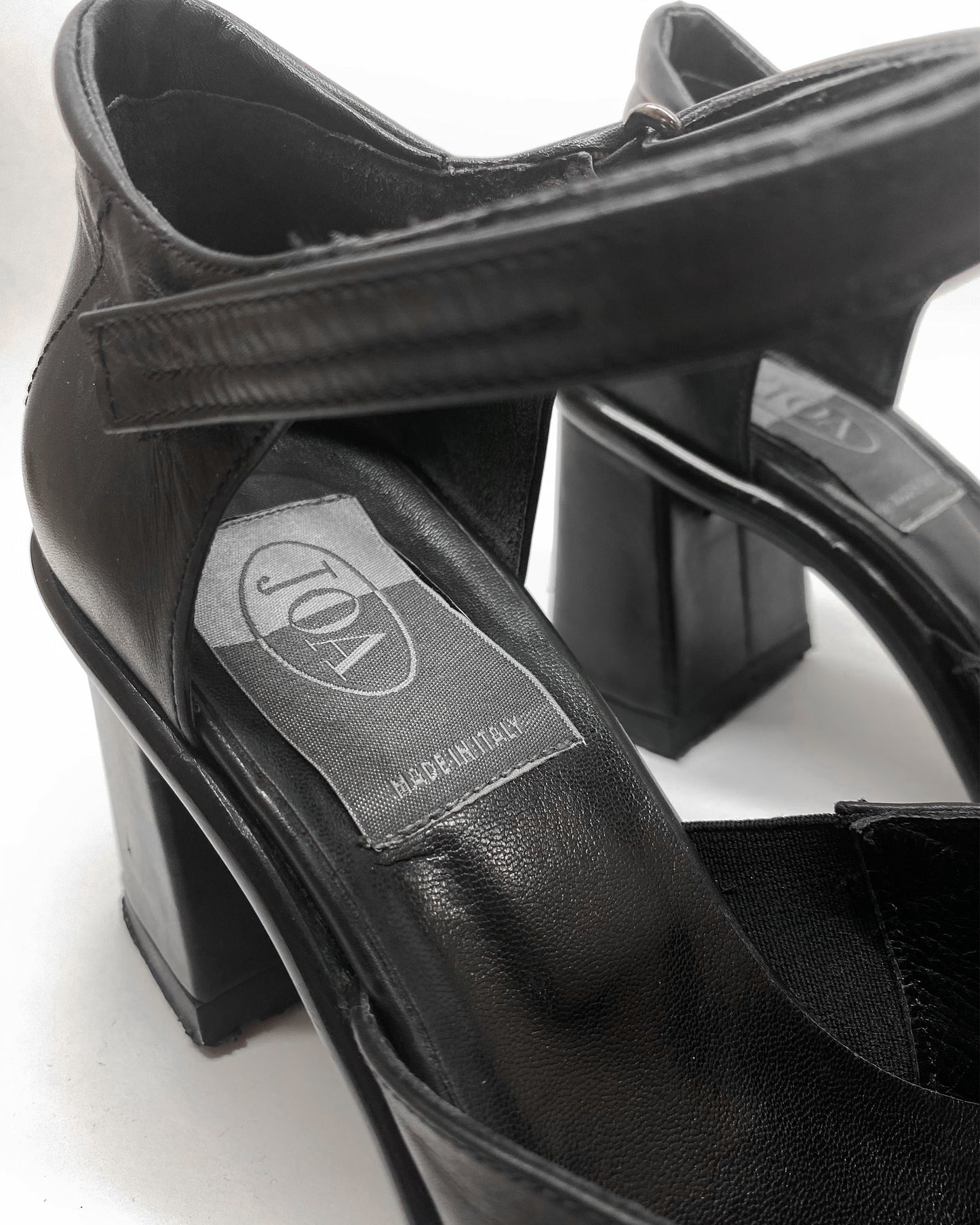 Joa 1990s Leather Square Toe Heels Black