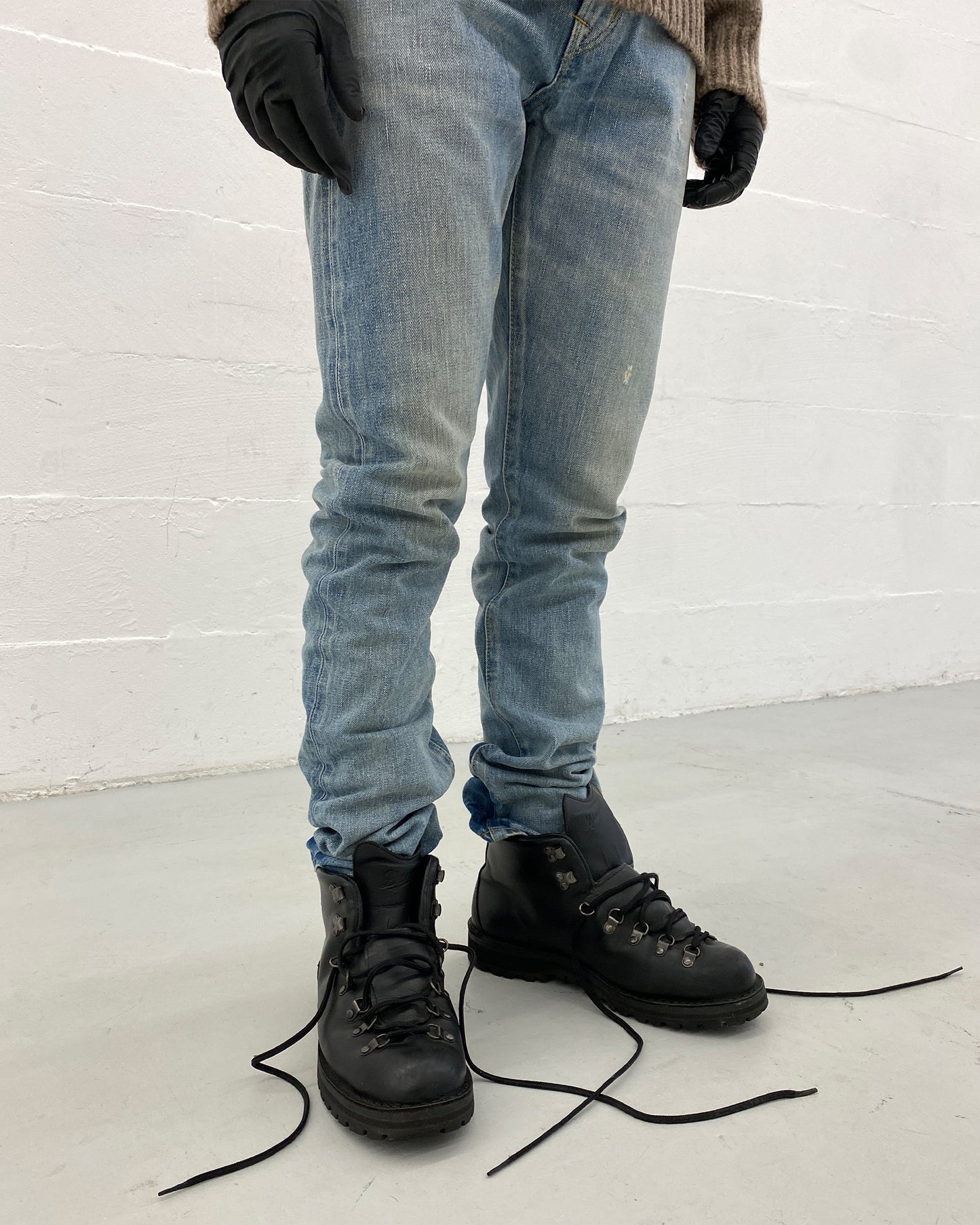 Edwin 1990er Selvedge Denim, verblasstes Hellblau 