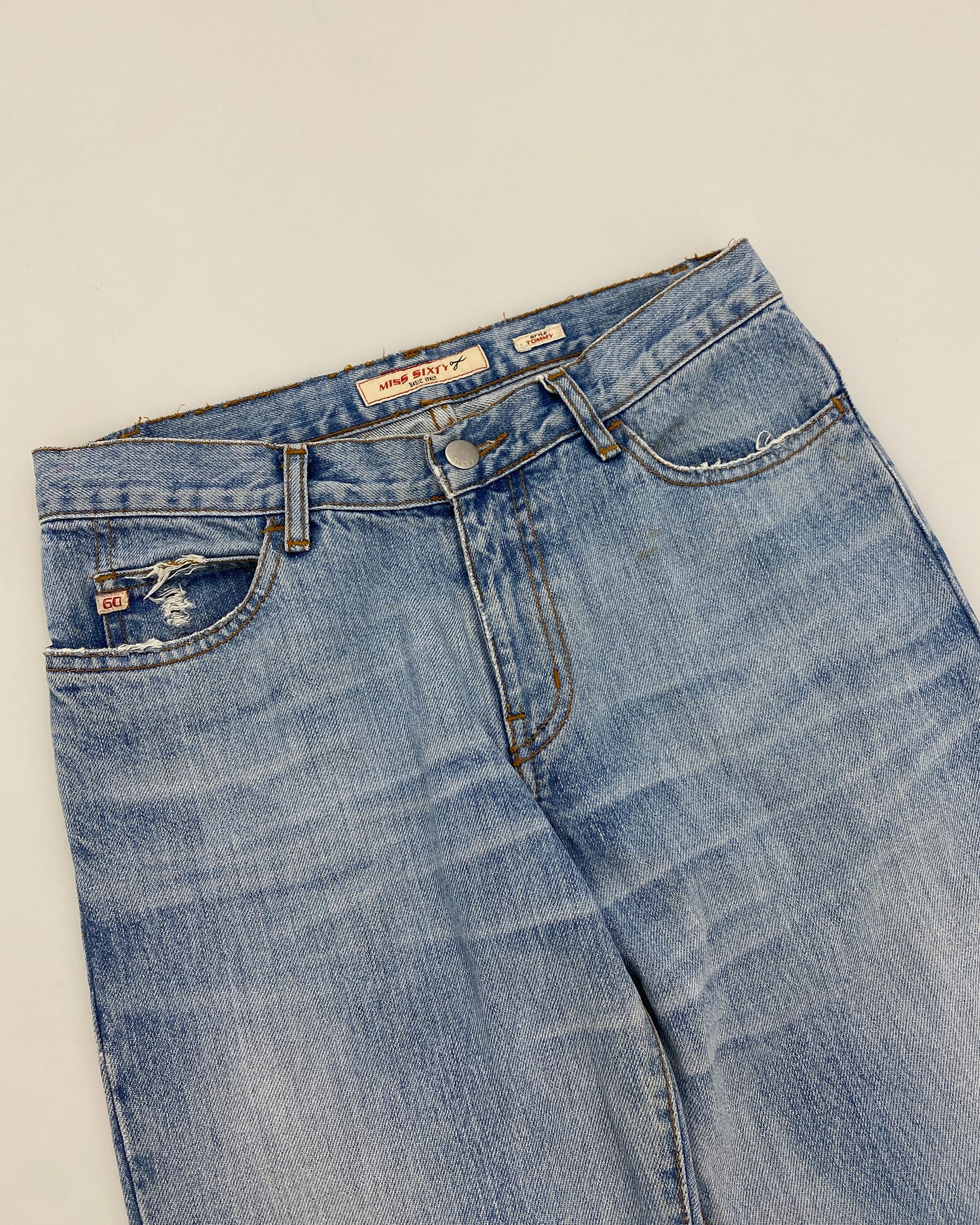 Miss Sixty 2000er Tommy Bootcut-Jeans Hellblau 