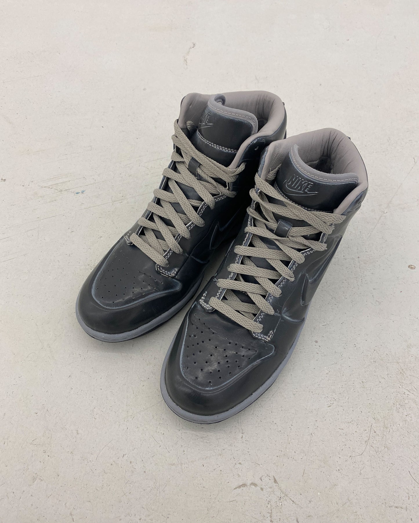 Nike 2012 Dunk High VT Premium Sneaker Medium Grey