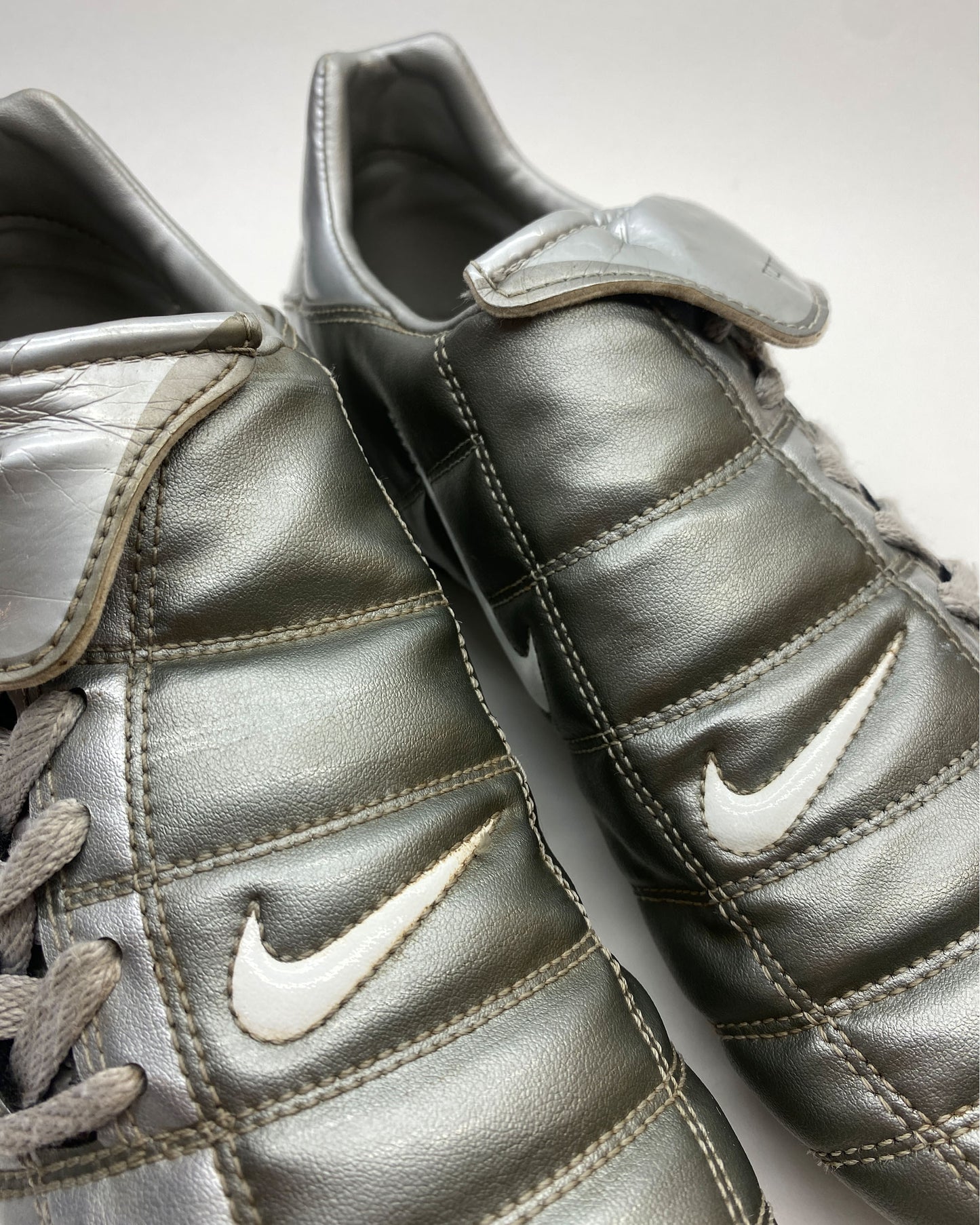 Nike 2003 Air Zoom Total 90 Sneaker Silver