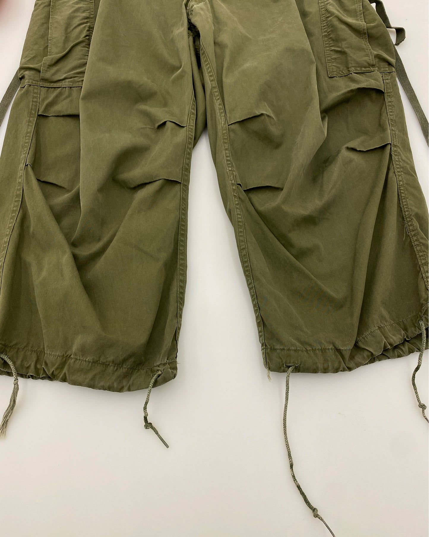 Vintage 1950s US Army Parachute Pants Khaki Green