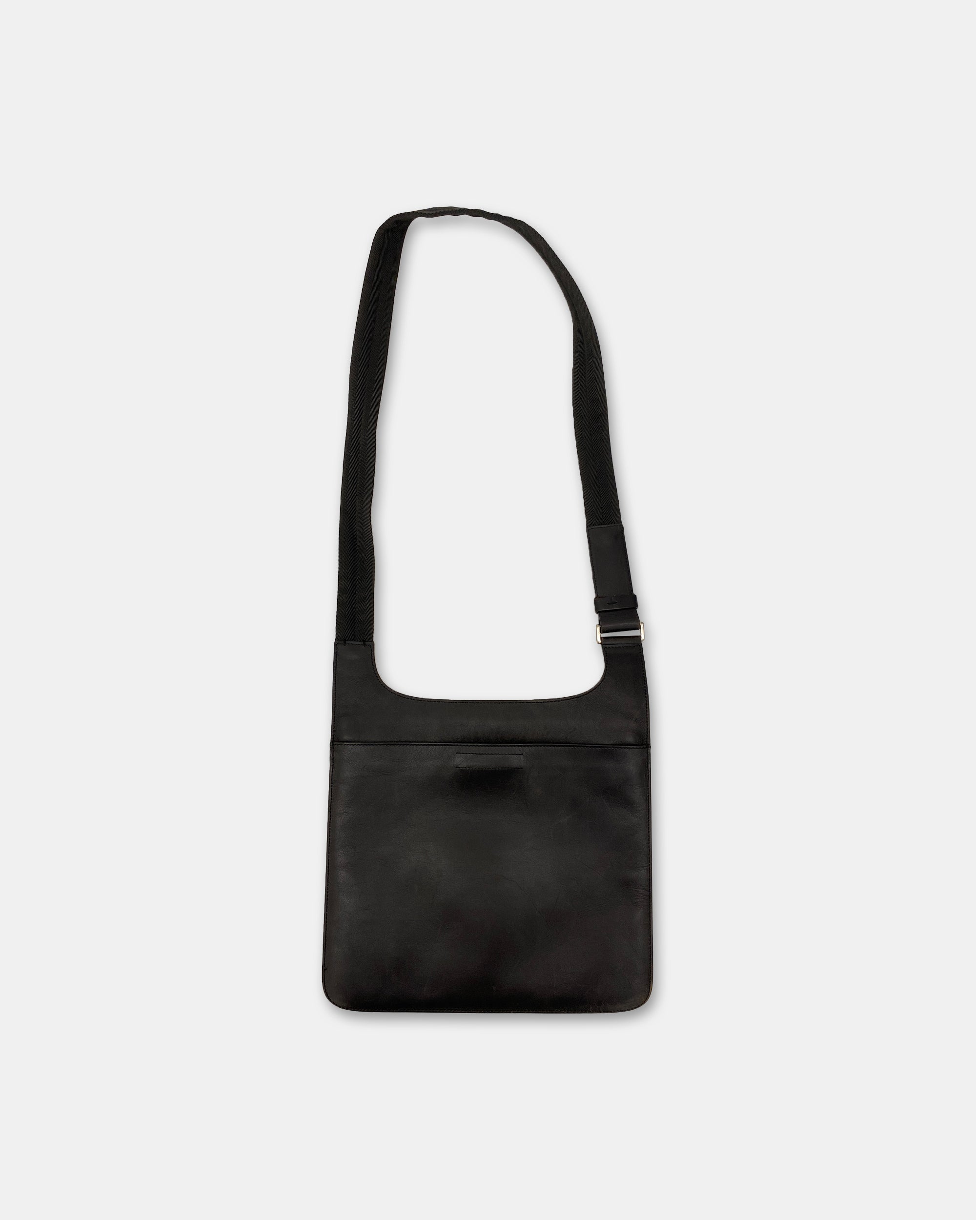 Prada SS1999 Leather Shoulder Bag Dark Brown – knudpeters Prada SS1999 Leather Shoulder Bag Dark Brown – knudpeters